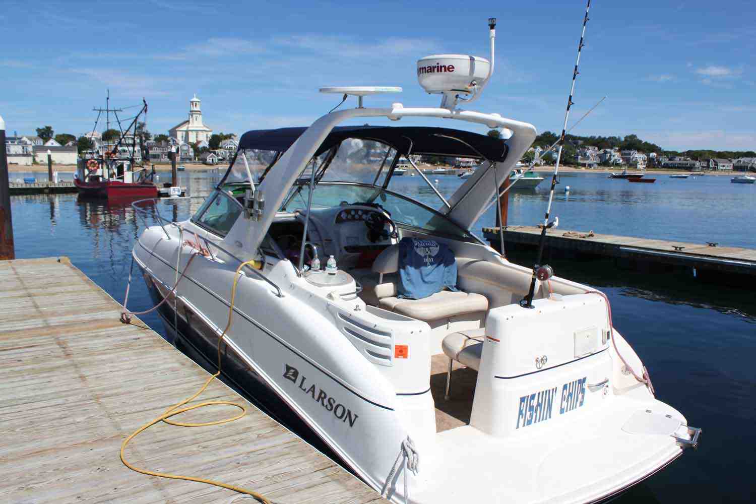  boat rentals Massachusetts CHARLESTOWN Massachusetts  larson 274 cabrio 2005 28 