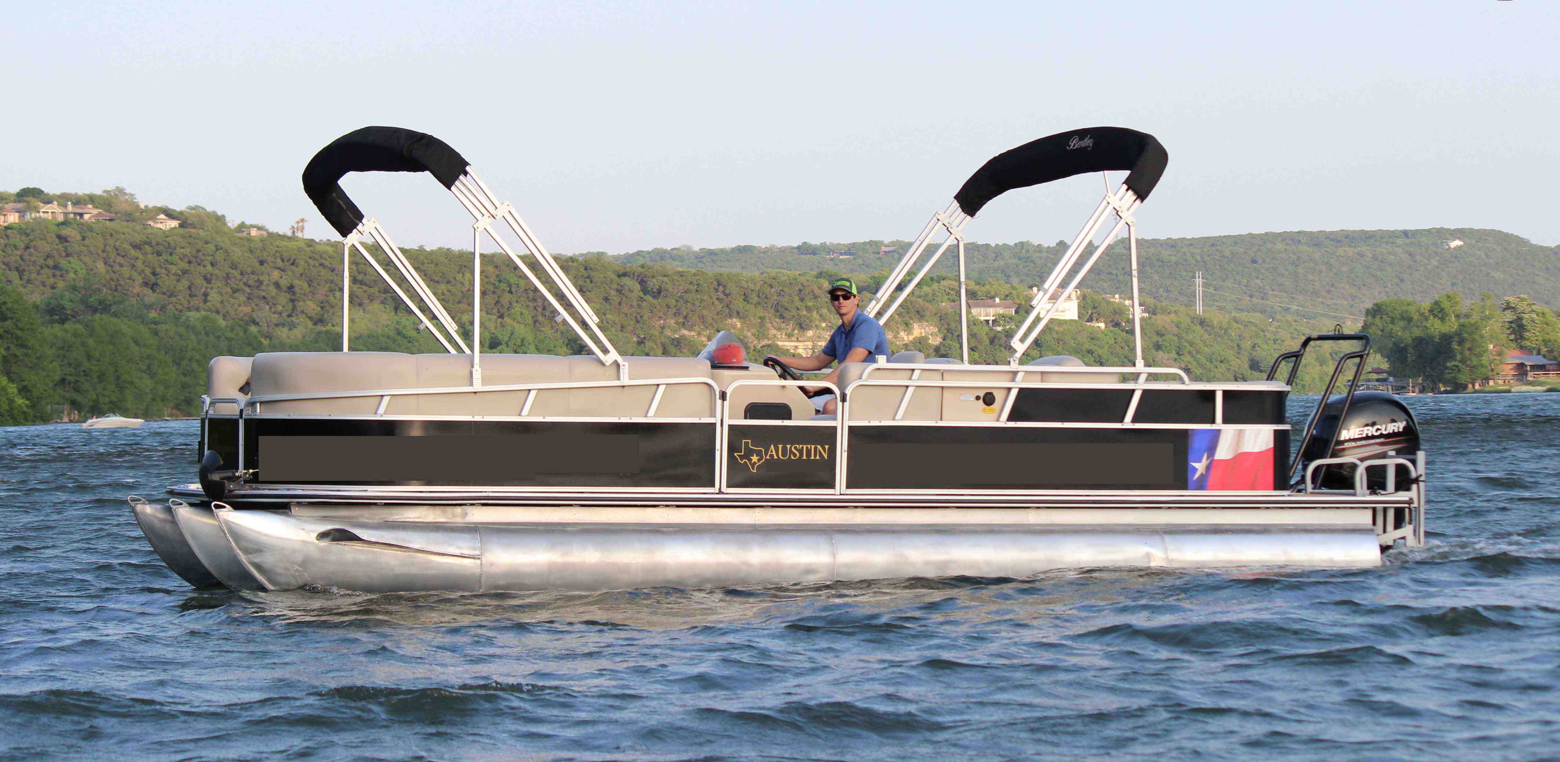 Shawn Smith boat rentals Texas AUSTIN Texas  Encore Bentley 2018 22 