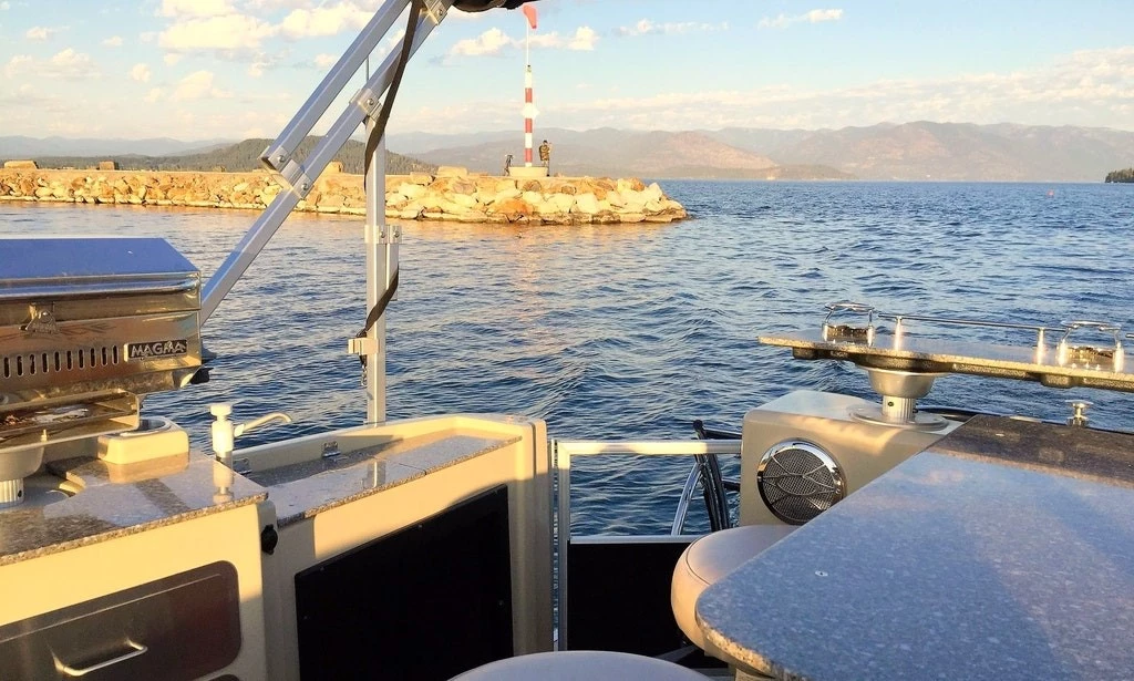  boat rentals Idaho SANDPOINT Idaho  Aqua Patio 240 CB 2015 26 
