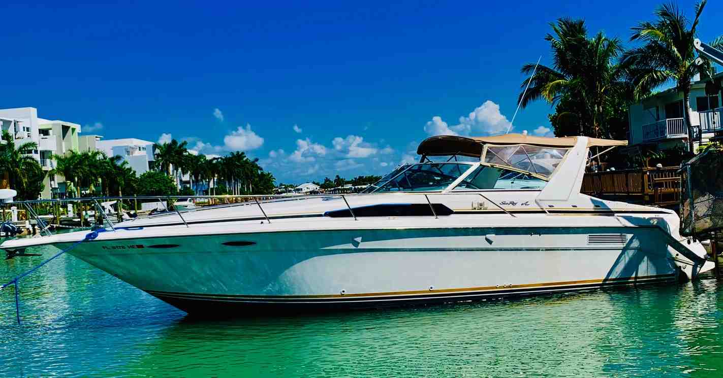 La Princesa-41' Luxury Yacht boat rentals Florida MIAMI BEACH Florida  SeaRay Cruiser Express 1999 41 