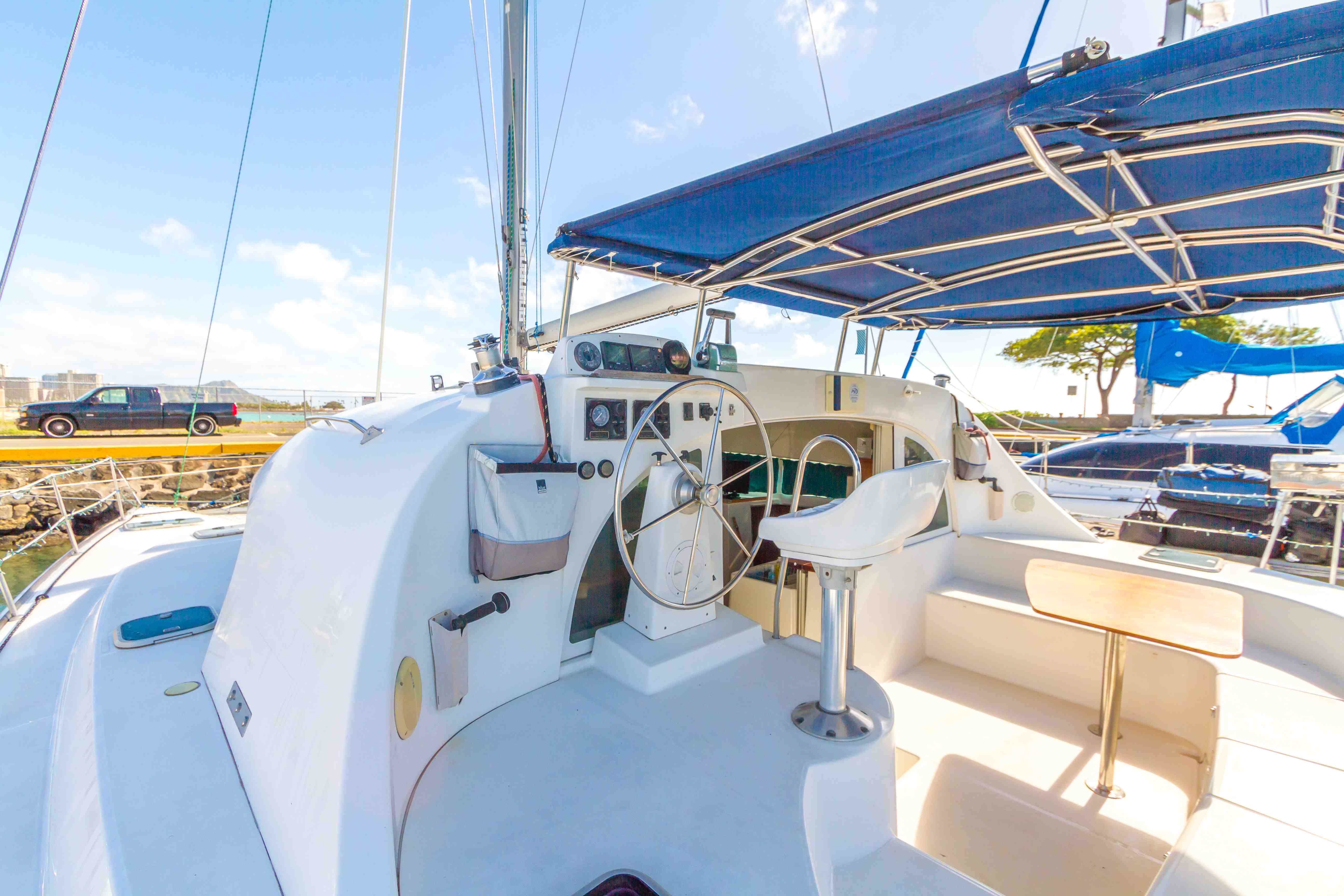  boat rentals Hawaii HONOLULU Hawaii  French Lagoon 380 2000 38 