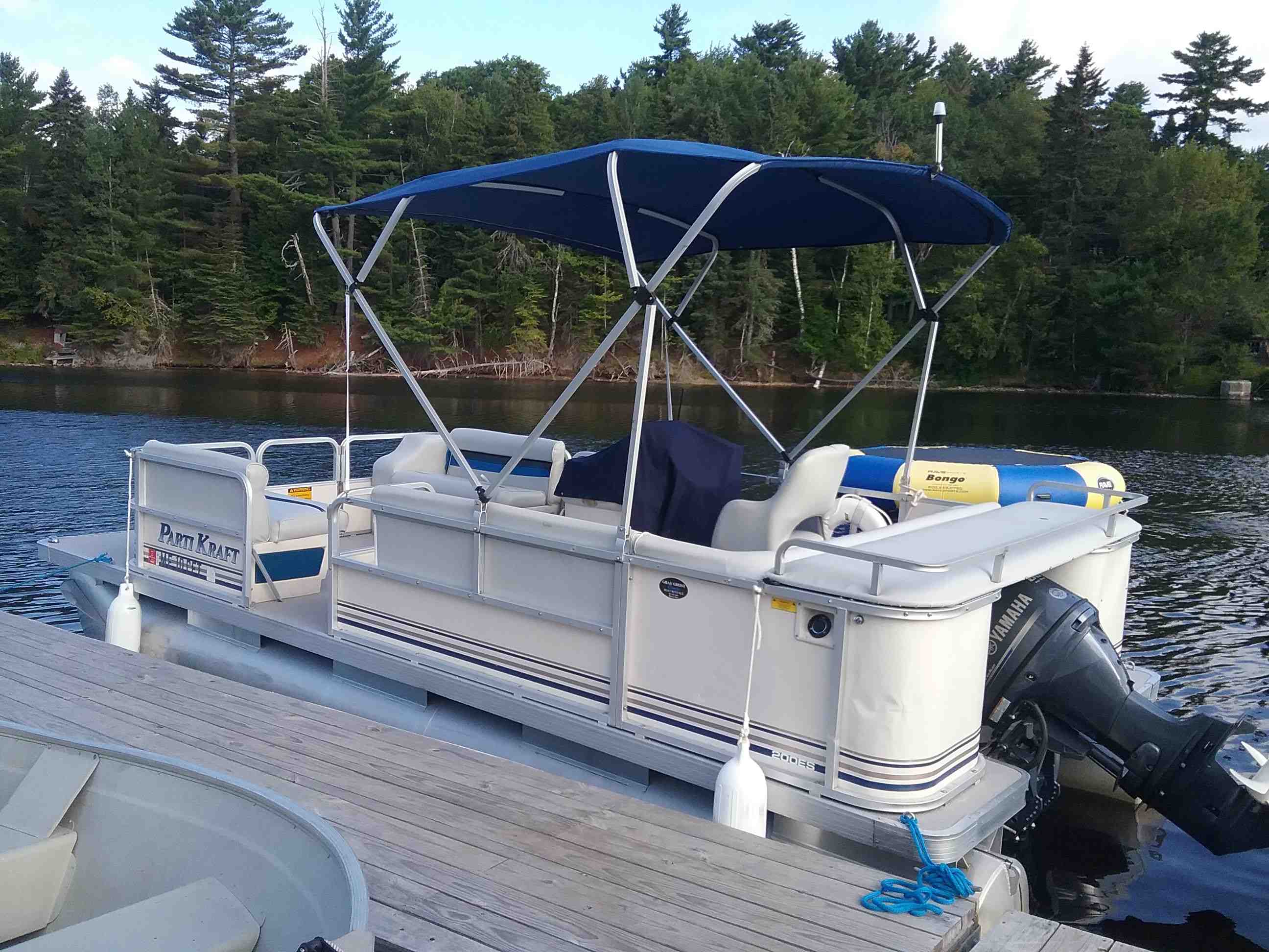 Party On boat rentals Maine ROCKWOOD Maine  Party Craft Pontoon 2006 20 