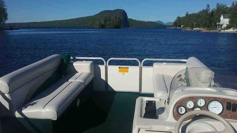 Moosehead Lake boat rentals Maine ROCKWOOD Maine  Party Craft Pontoon 2006 20 