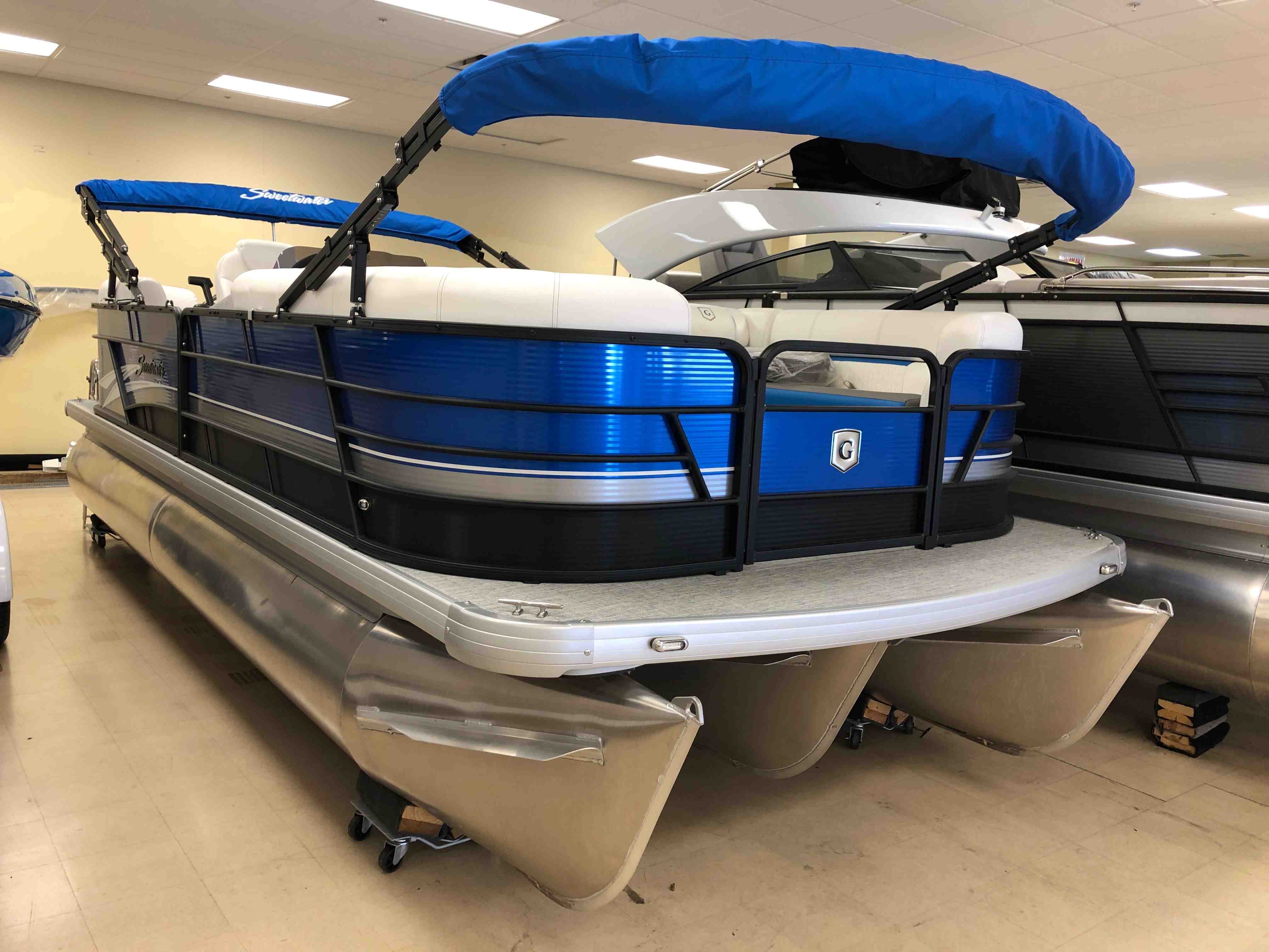 “G”  boat rentals Arizona LAKE HAVASU CITY Arizona  Godfrey Sweetwater 2186 tritoon 2019 21 