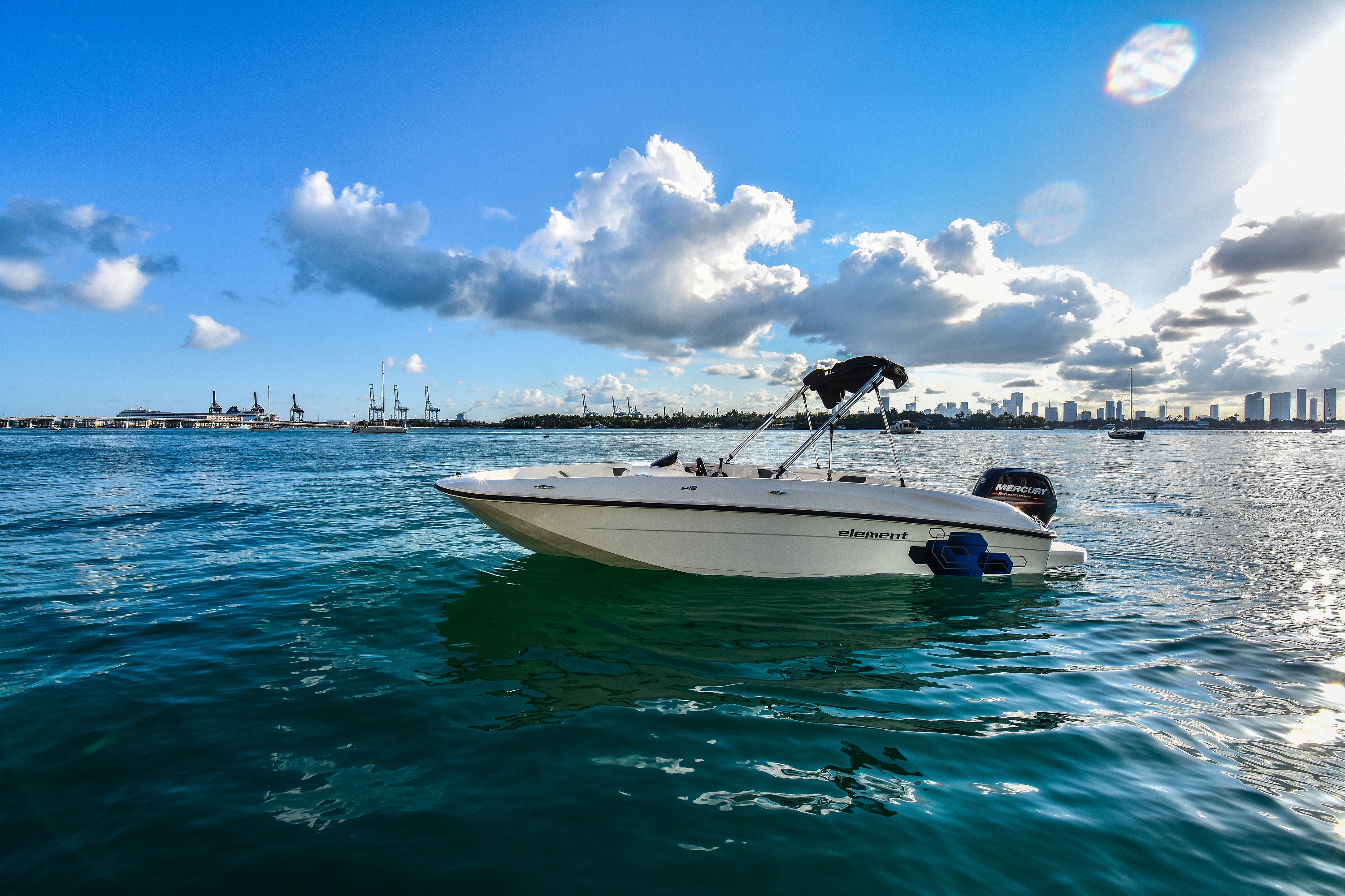 e18 white boat rentals Florida Miami Florida  Bayliner e18 2019 18 