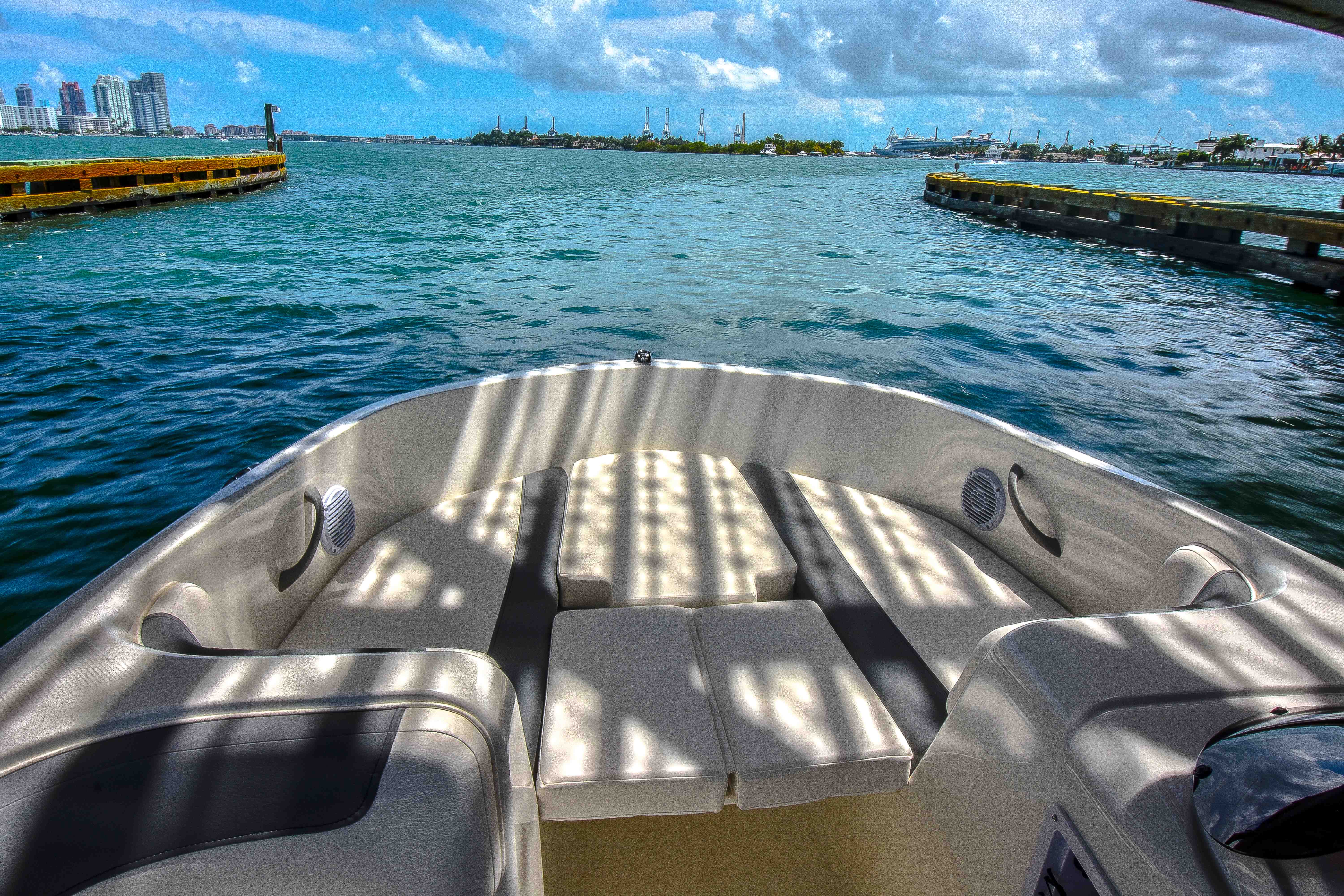 e16 black boat rentals Florida Miami Florida  Bayliner e16 2015 16 