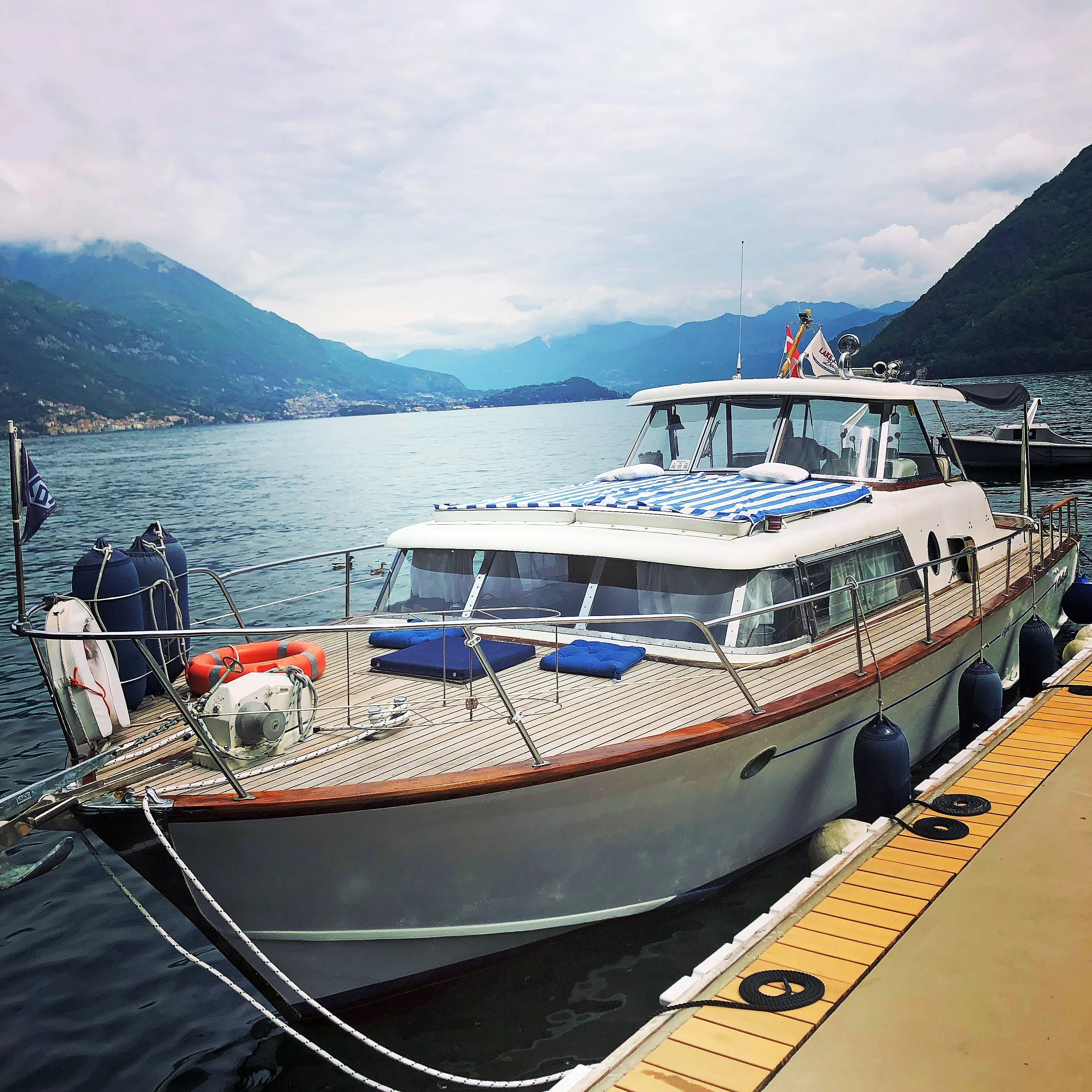   boat rentals Como Como Como  Cantieri Picchiotti Giglio 1961 34 
