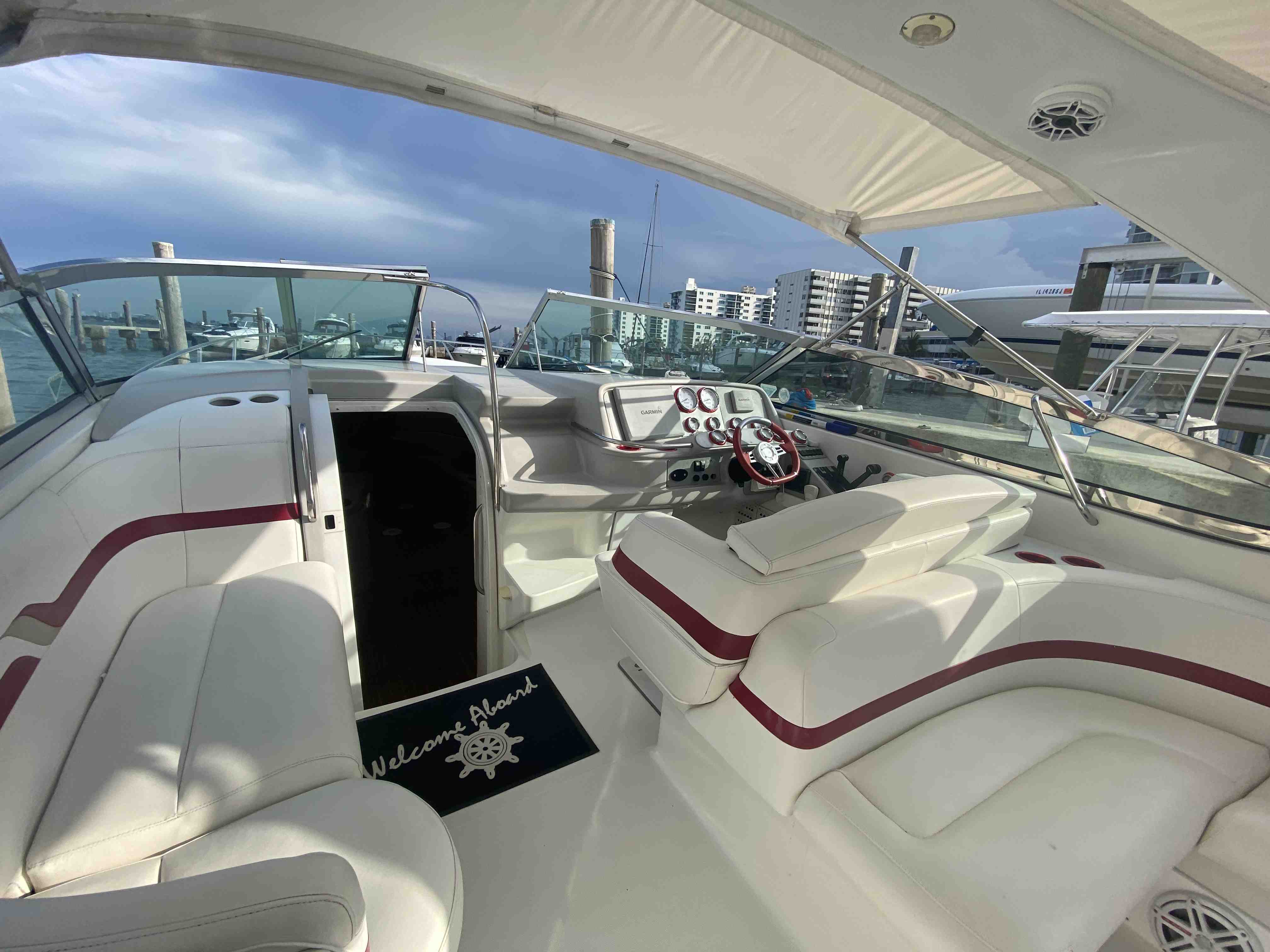  boat rentals Florida North Bay Village Florida  FORMULA 400 SS 2001 43 