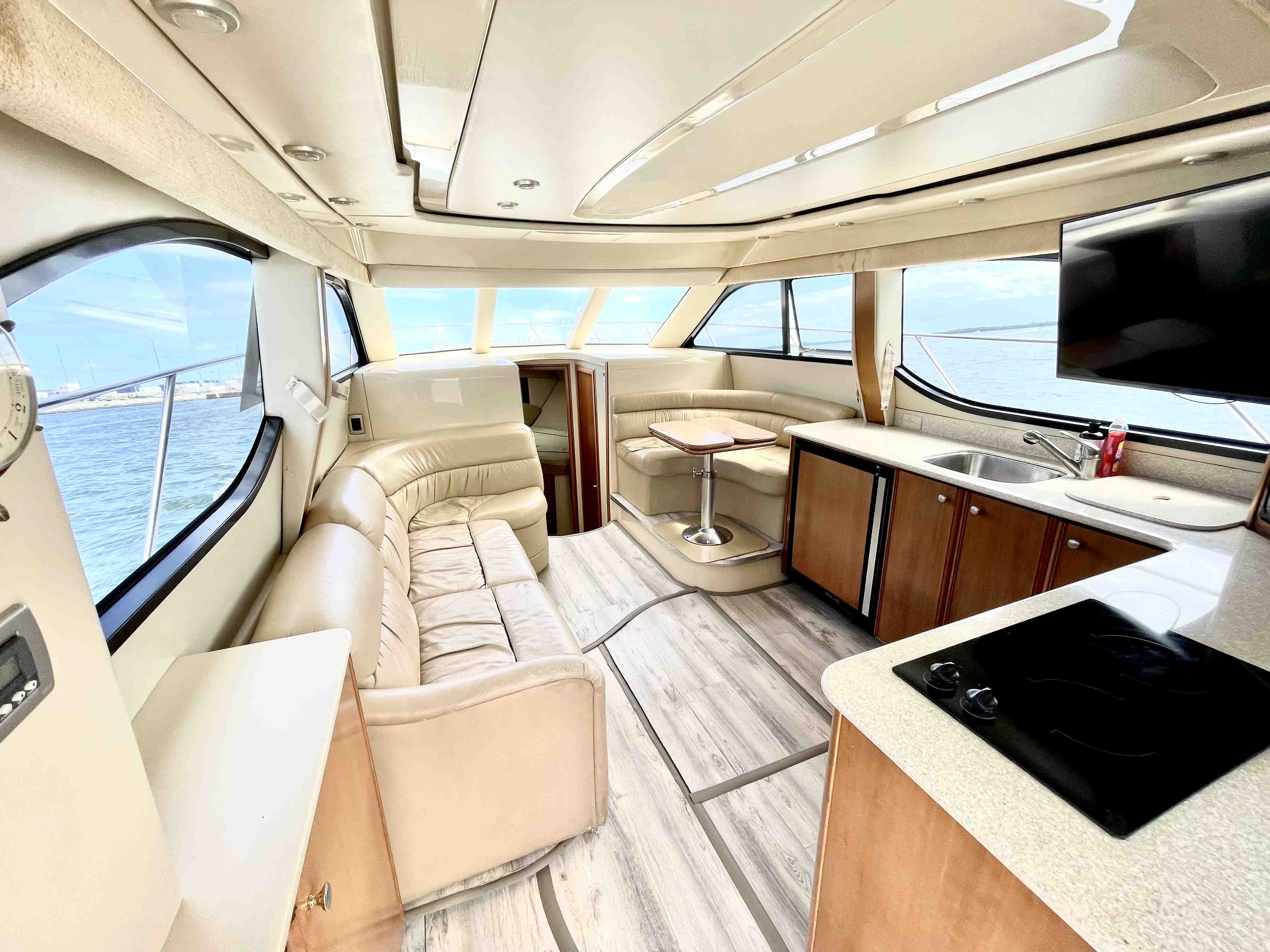 Flybridge Yacht boat rentals Florida MIAMI Florida  Meridian 391 2007 40’ 