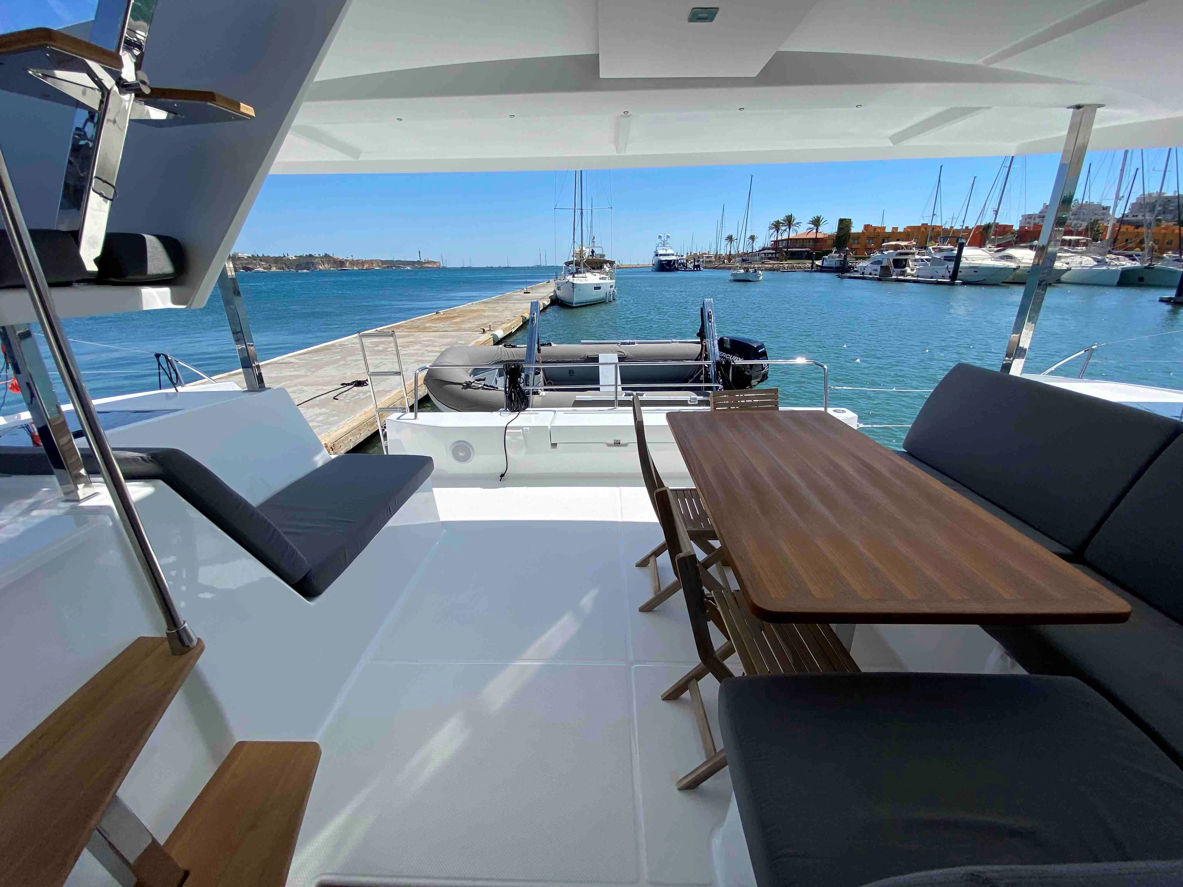  boat rentals  Portimão - Algarve   Fontaine Pajot Isla40 2022 40 