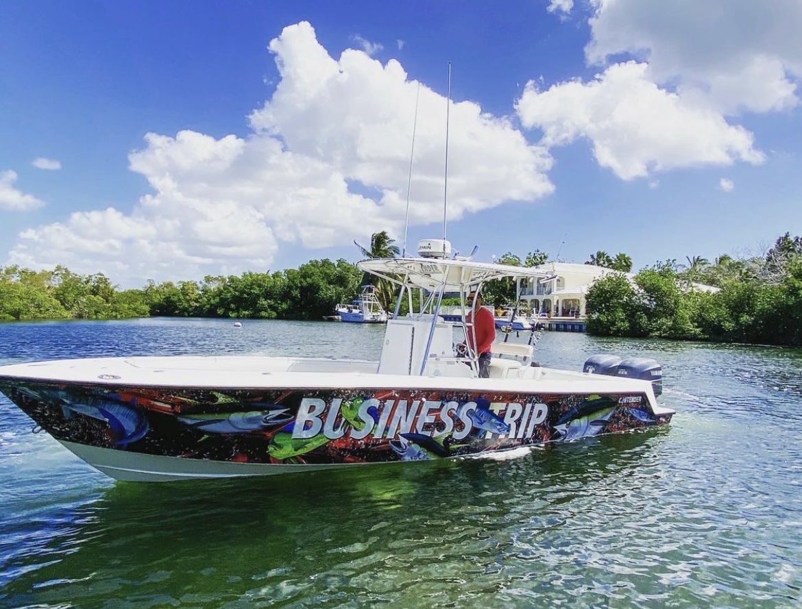  boat rentals Grand Cayman George Town Grand Cayman  Contender 27 Open 2000 27 
