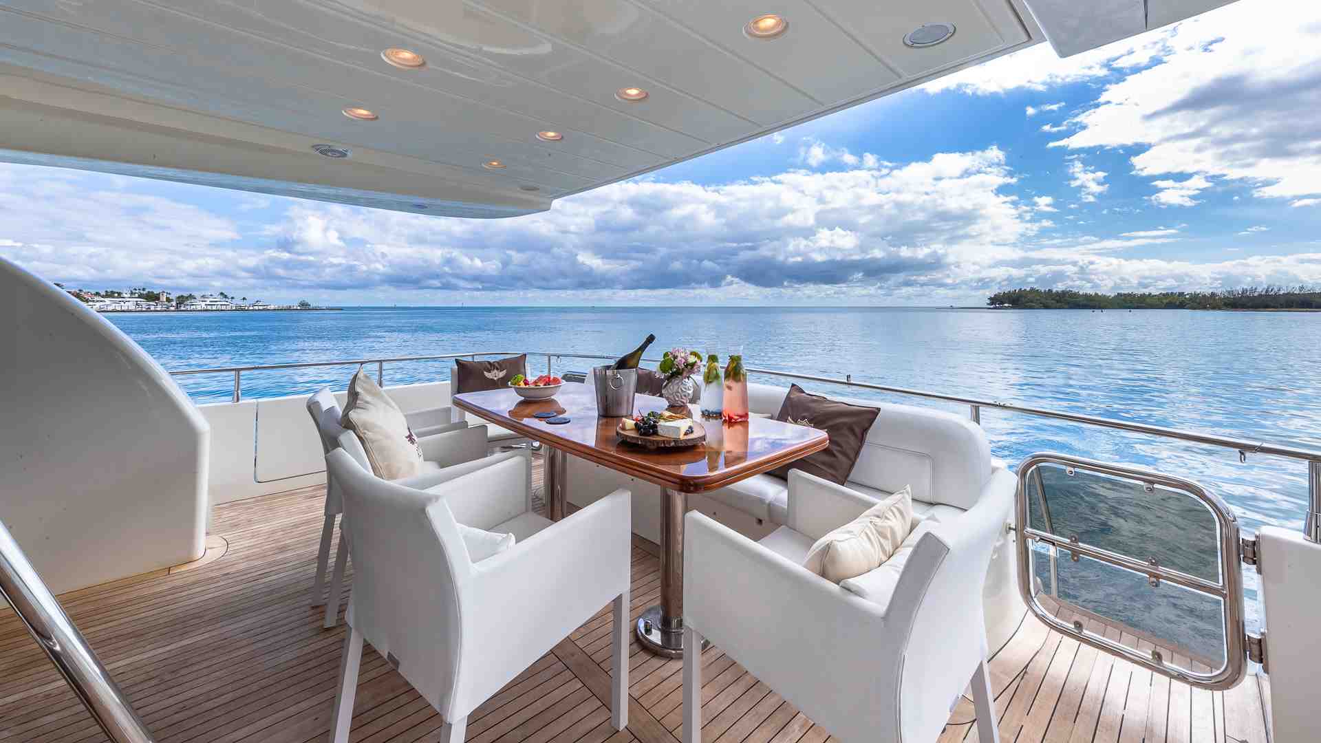  boat rentals Florida MIAMI BEACH Florida  Azimue 78