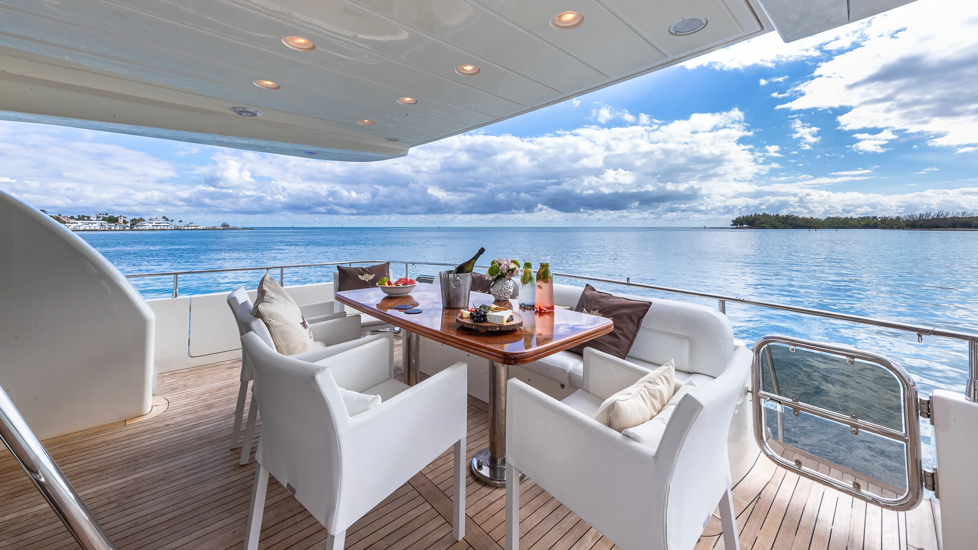  boat rentals Florida MIAMI BEACH Florida  Azimue 78