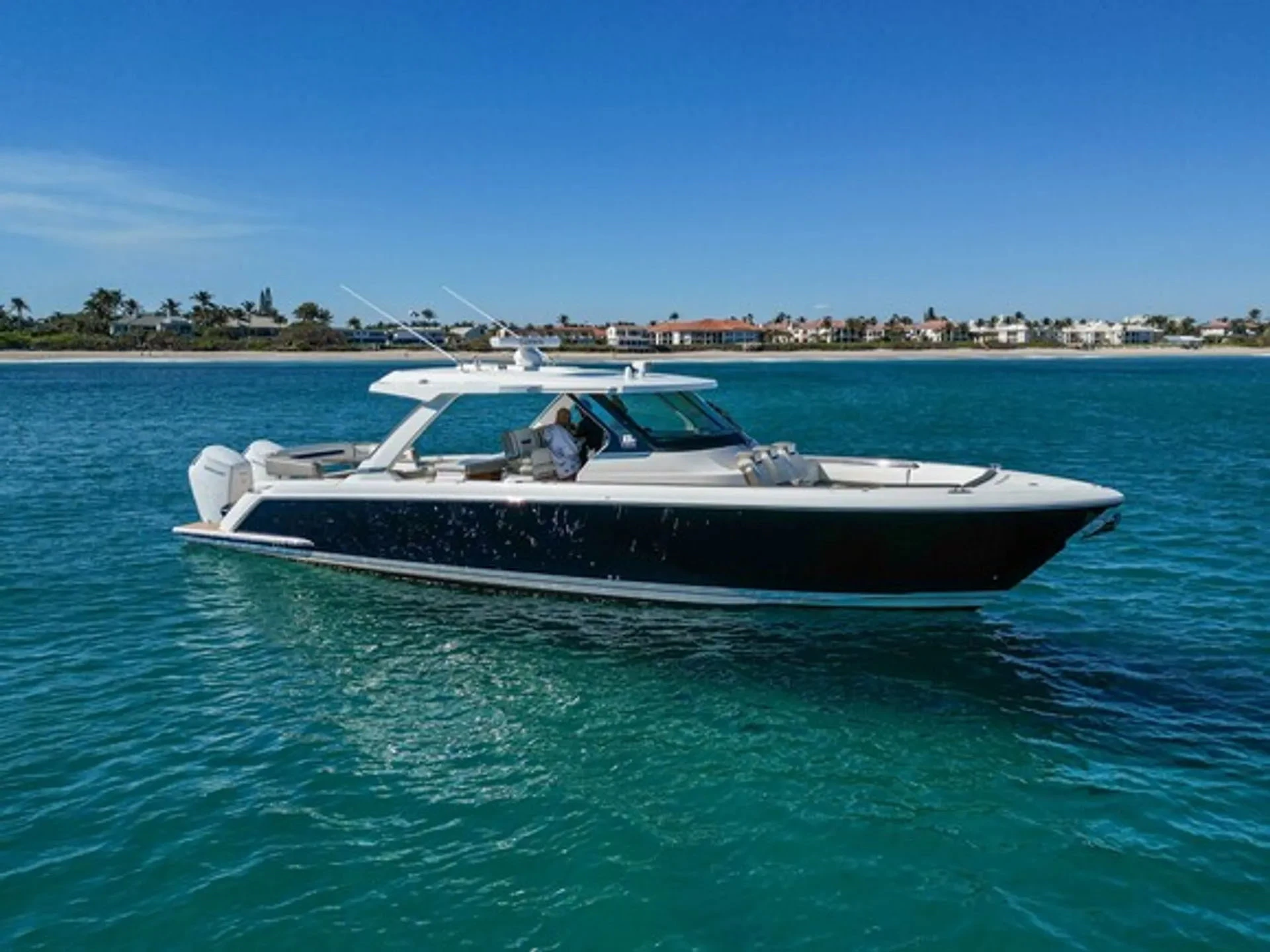 rent  a boat in west palm beach area boat rentals Florida WEST PALM BEACH Florida  TIARA 43LS Open 2024 43 