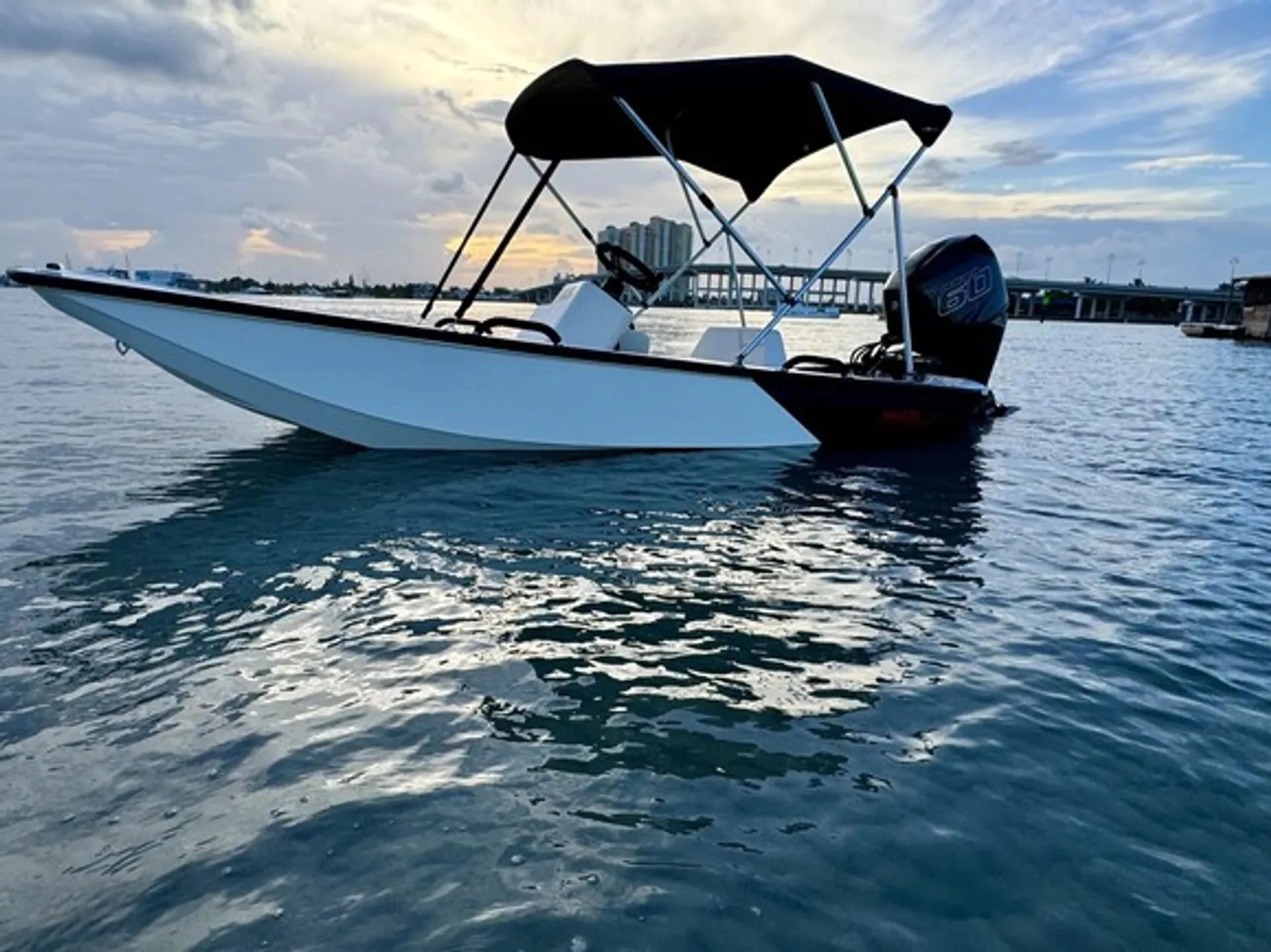  boat rentals Florida WEST PALM BEACH Florida  13 FOOT BOSTON WHALER Sport 2024 14 