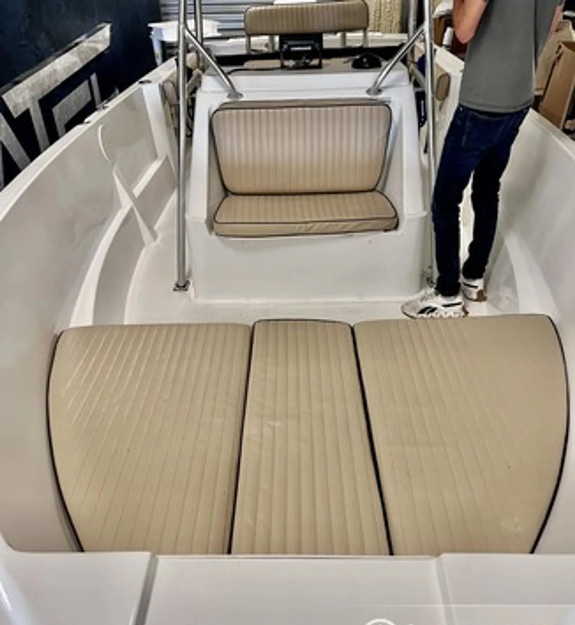  boat rentals Florida WEST PALM BEACH Florida  Pro-line 24 Center console 2004 24 
