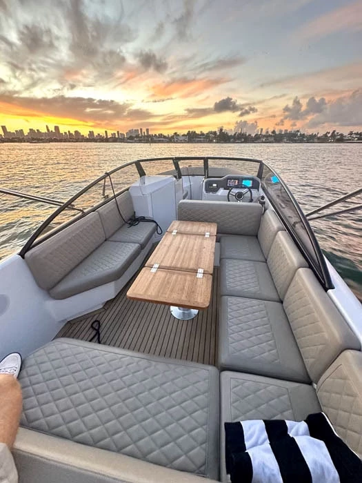  boat rentals Florida WEST PALM BEACH Florida  RAND RAND 270 SUPREME 2025 29 