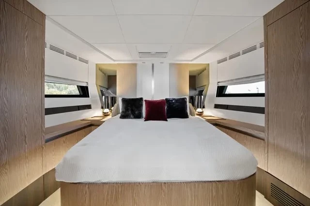   boat rentals Florida Riveria beach Florida  Azimut S6 2023 59 