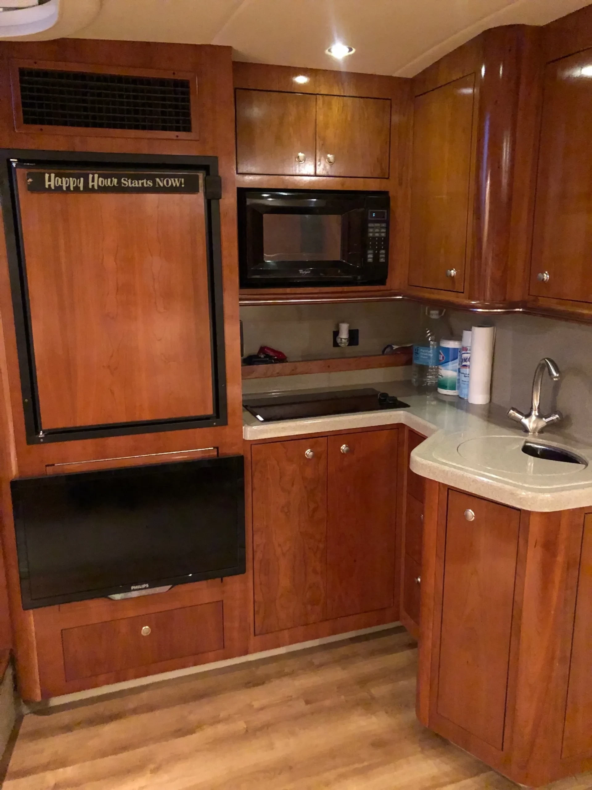   boat rentals Illinois CHICAGO Illinois  Cruisers Yachts 370 2003 40 