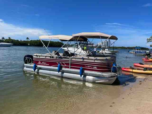  boat rentals Florida NORTH MIAMI BEACH Florida  SunTracker Party Boat DLX 22 2023 24 