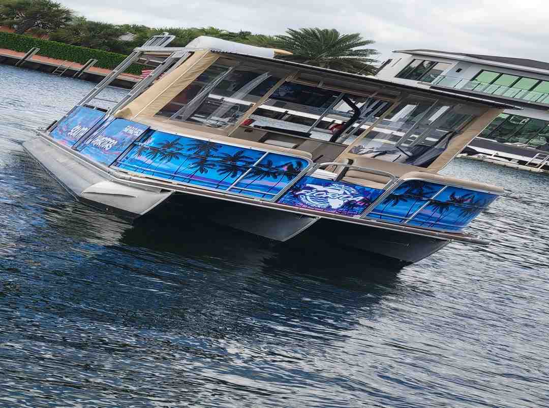 Party Boat boat rentals Florida POMPANO BEACH Florida  South Bay 528 2015 30 