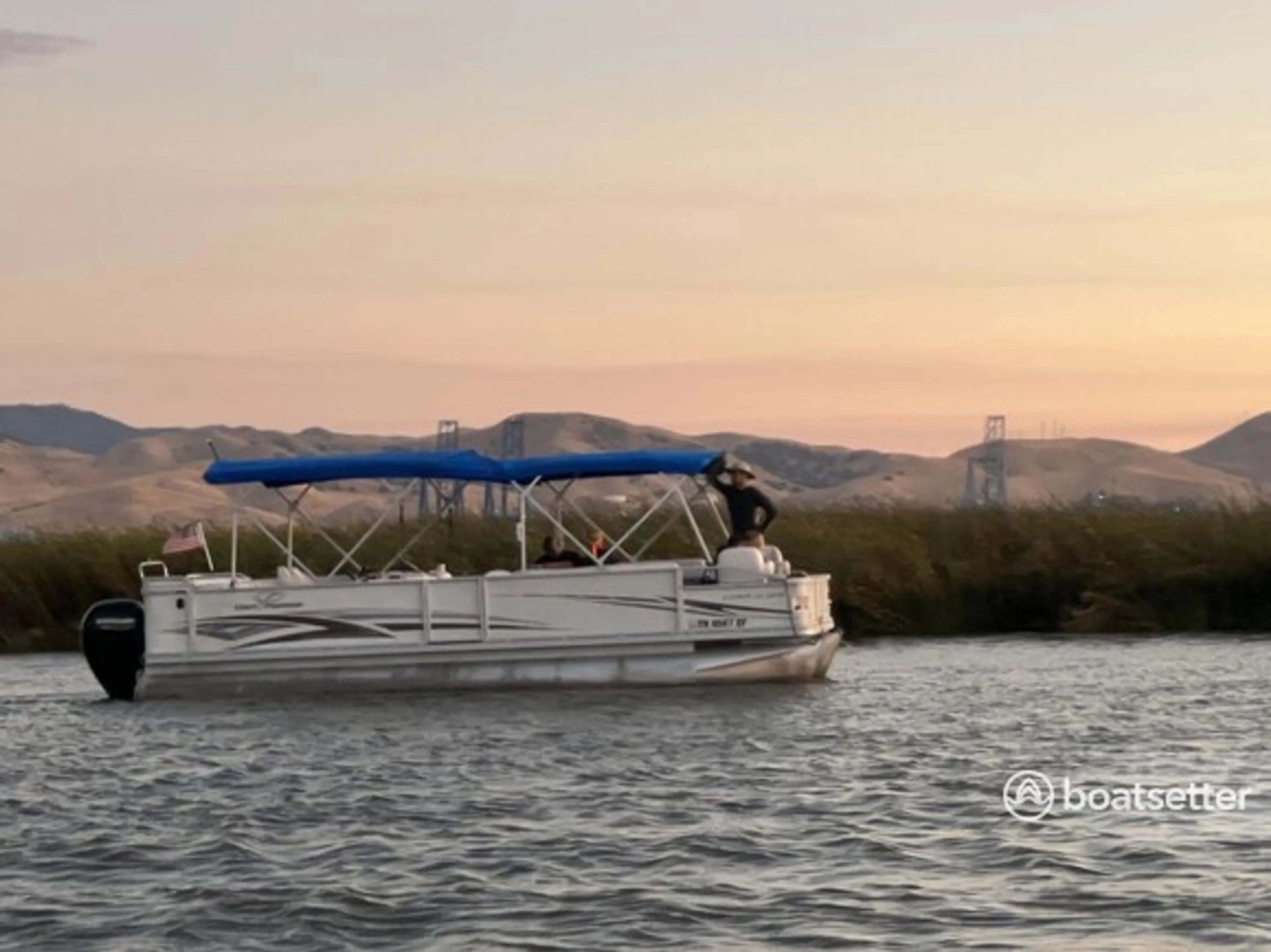 Cruise boat rentals California DISCOVERY BAY California  Crest XRS II 25 2006 25 