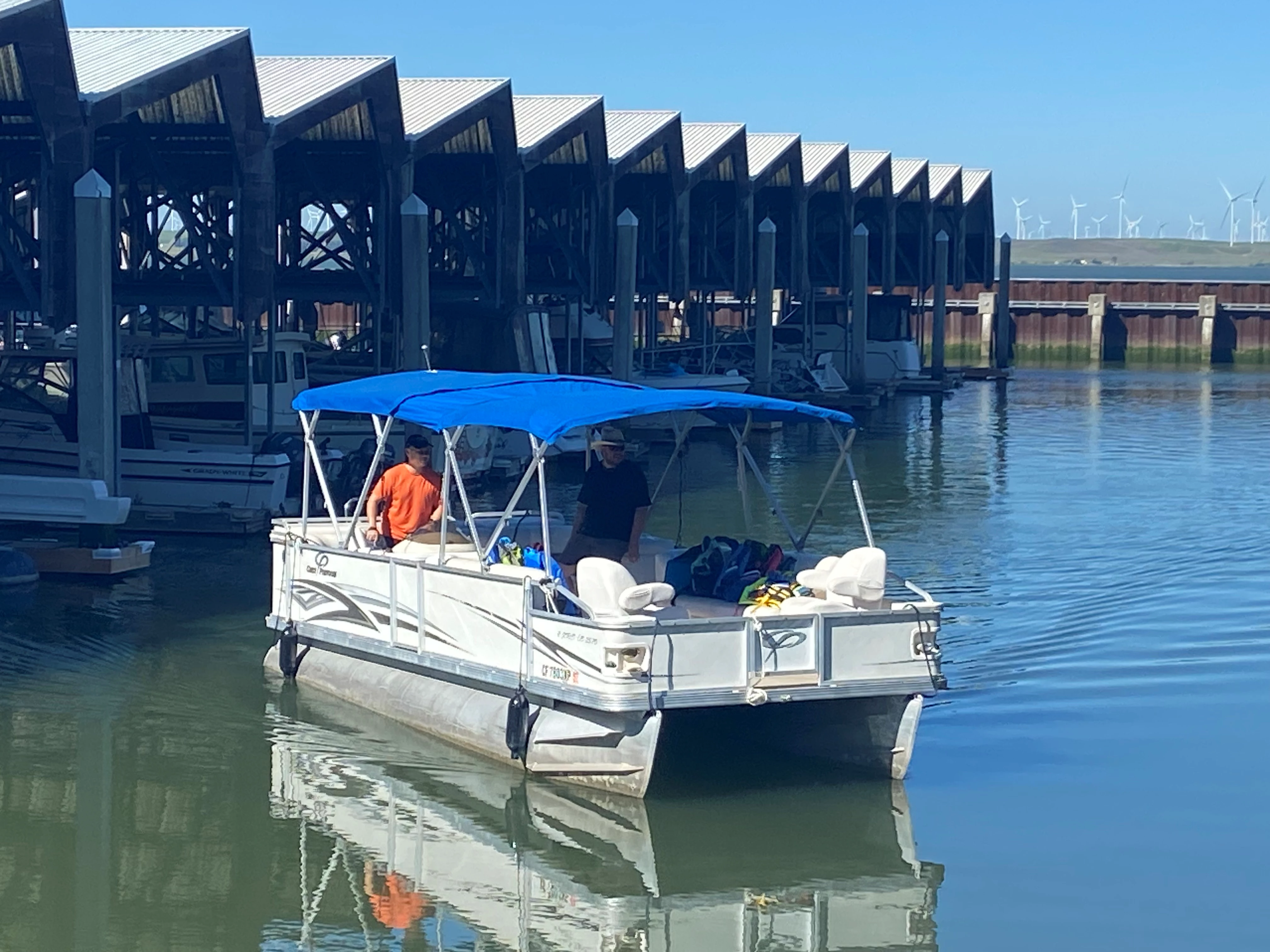 Parking boat rentals California DISCOVERY BAY California  Crest XRS II 25 2006 25 