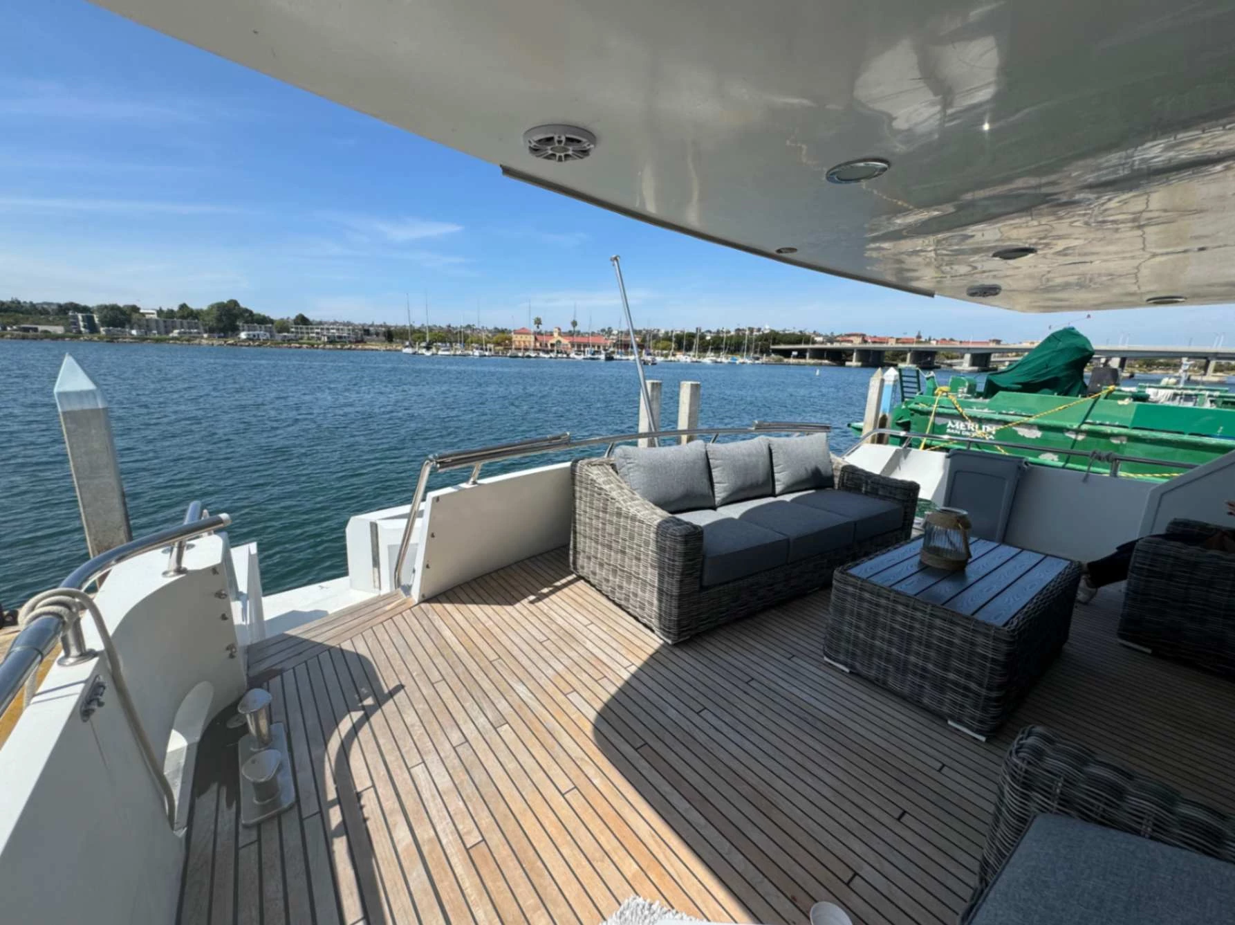  boat rentals Arkansas NEWPORT BEACH Arkansas  Maiora 100 1986 100 