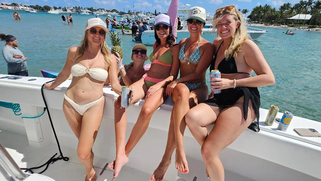  boat rentals Florida WEST PALM BEACH Florida  Contender 31 Center Console 2000 31 