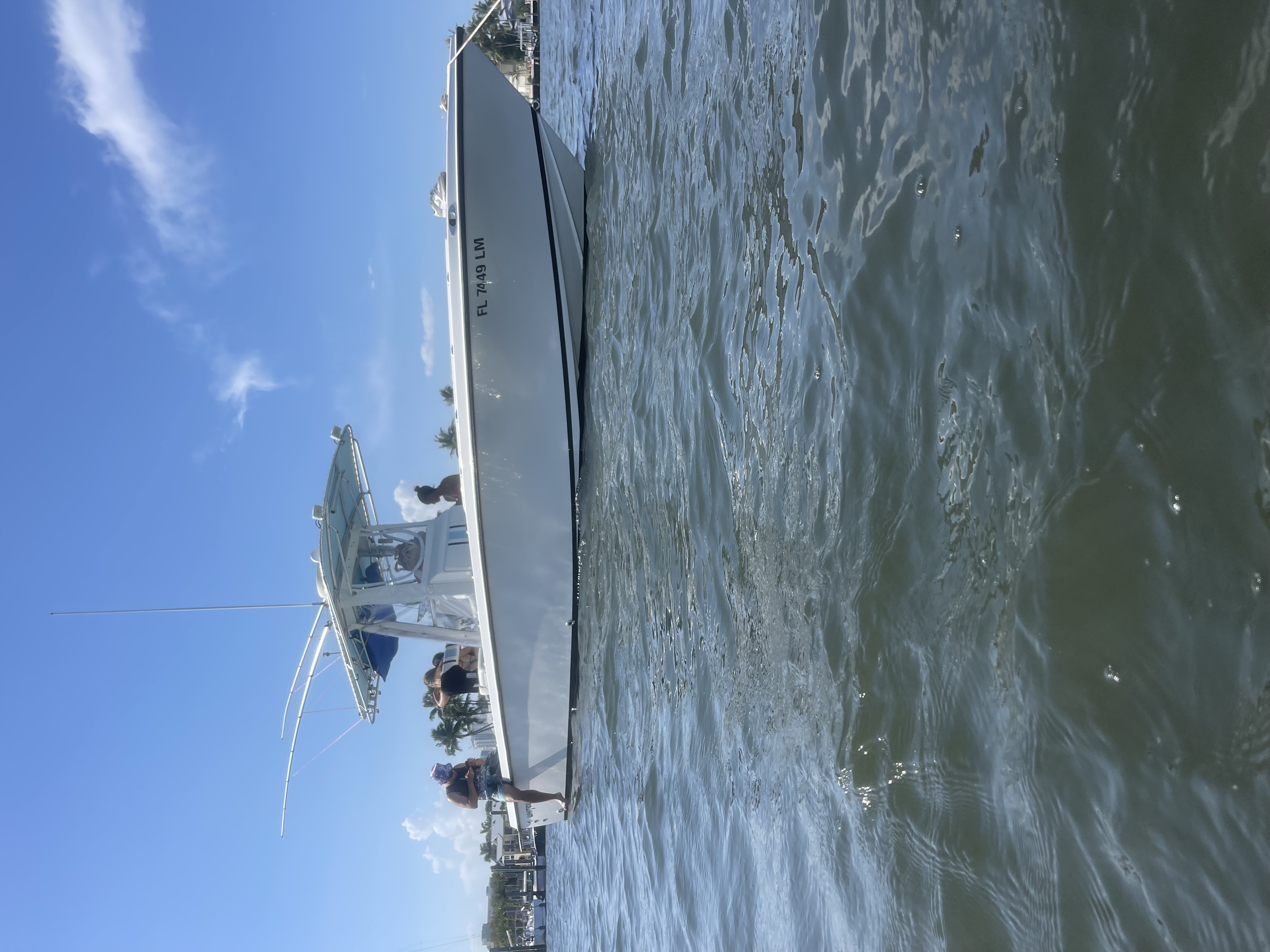  boat rentals Florida HOLLYWOOD Florida  Whitewater 28 whitewater center console 2001 28 