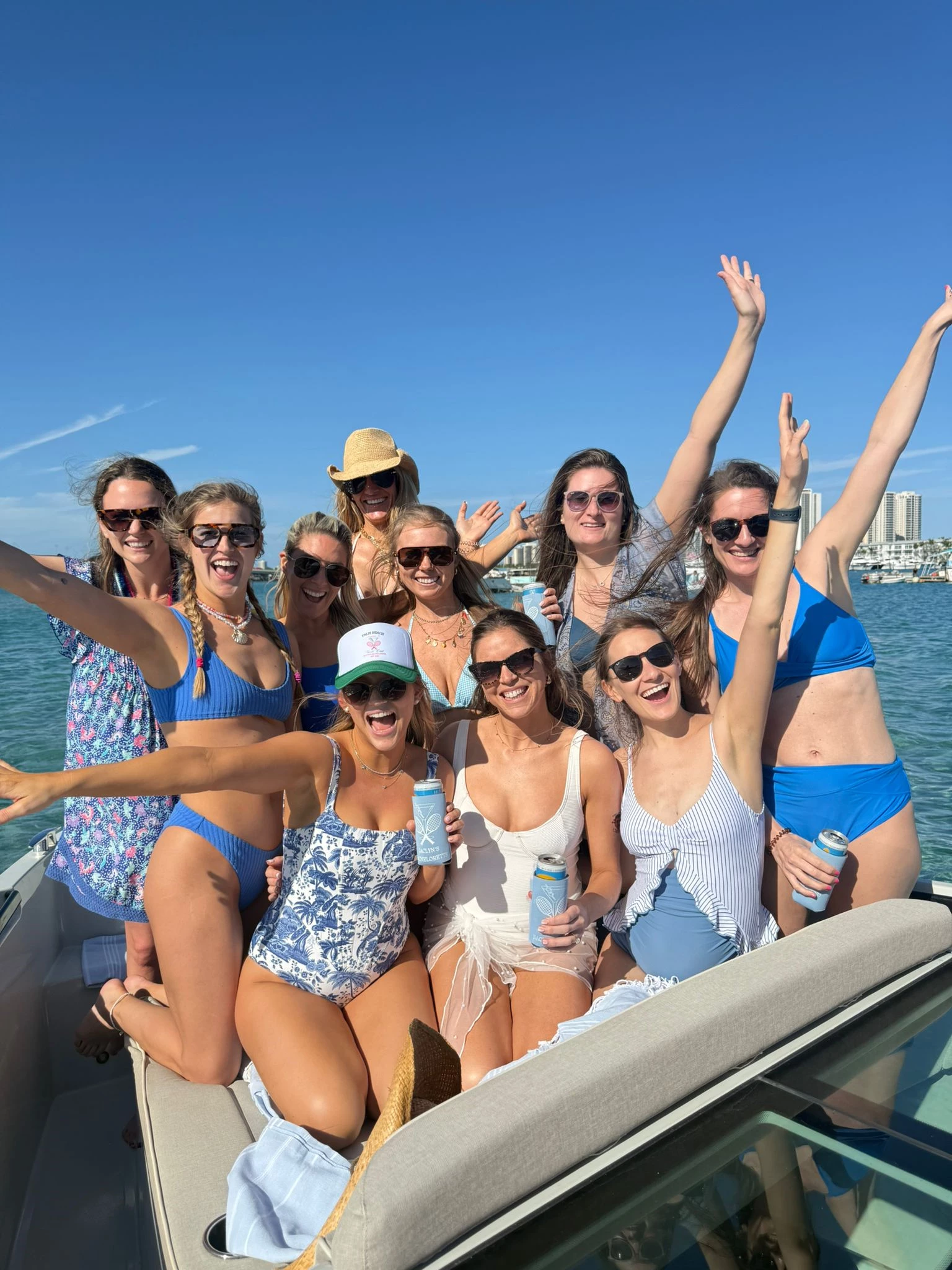  boat rentals Florida WEST PALM BEACH Florida  Saxdor 320GTO 2023 35 