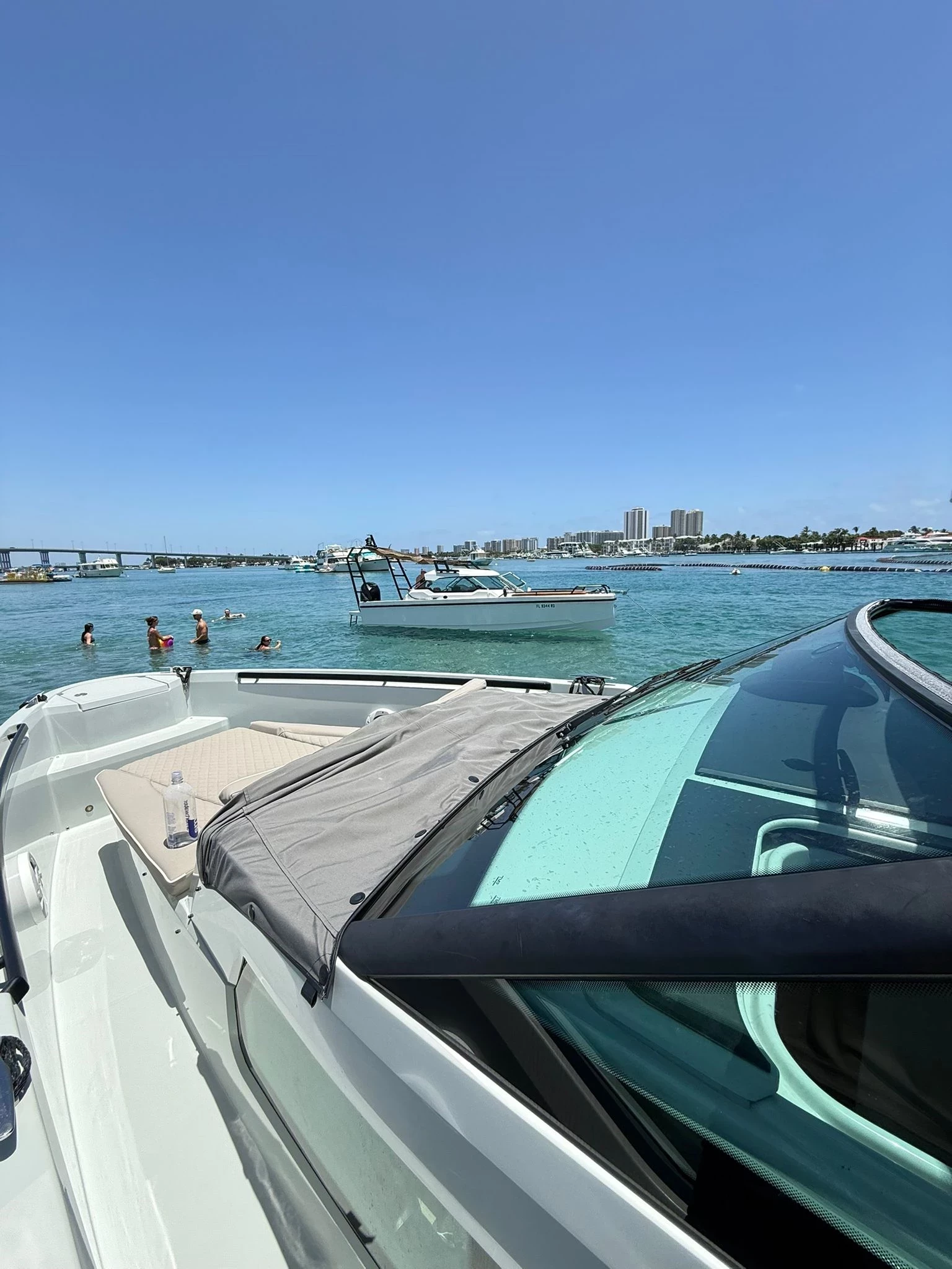   boat rentals Florida WEST PALM BEACH Florida  Axopar 24HT 2016 26 