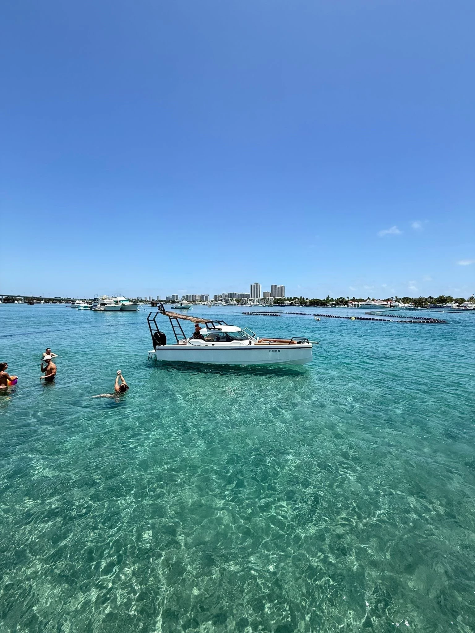  boat rentals Florida WEST PALM BEACH Florida  Axopar 24HT 2016 26 
