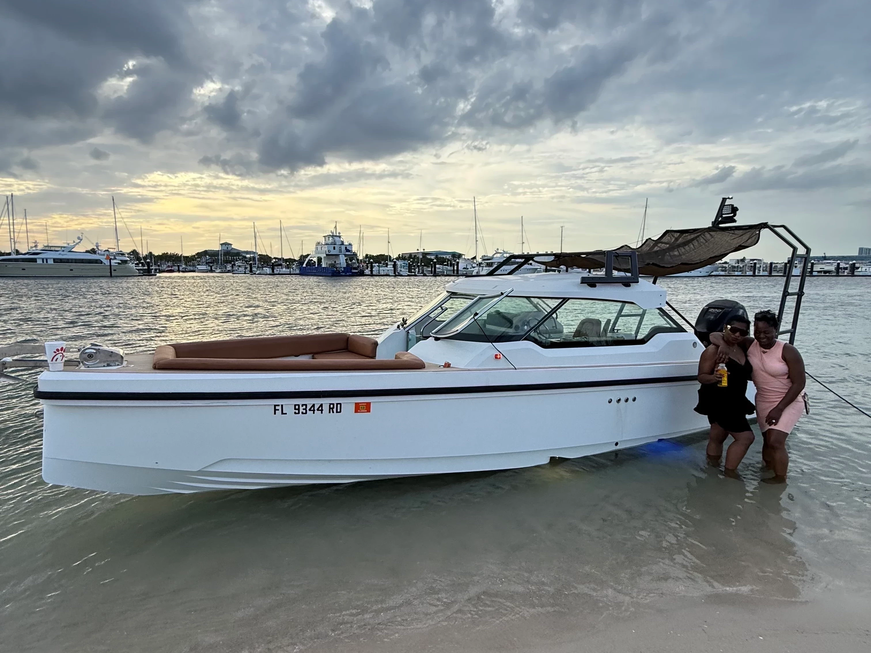  boat rentals Florida WEST PALM BEACH Florida  Axopar 24HT 2016 26 
