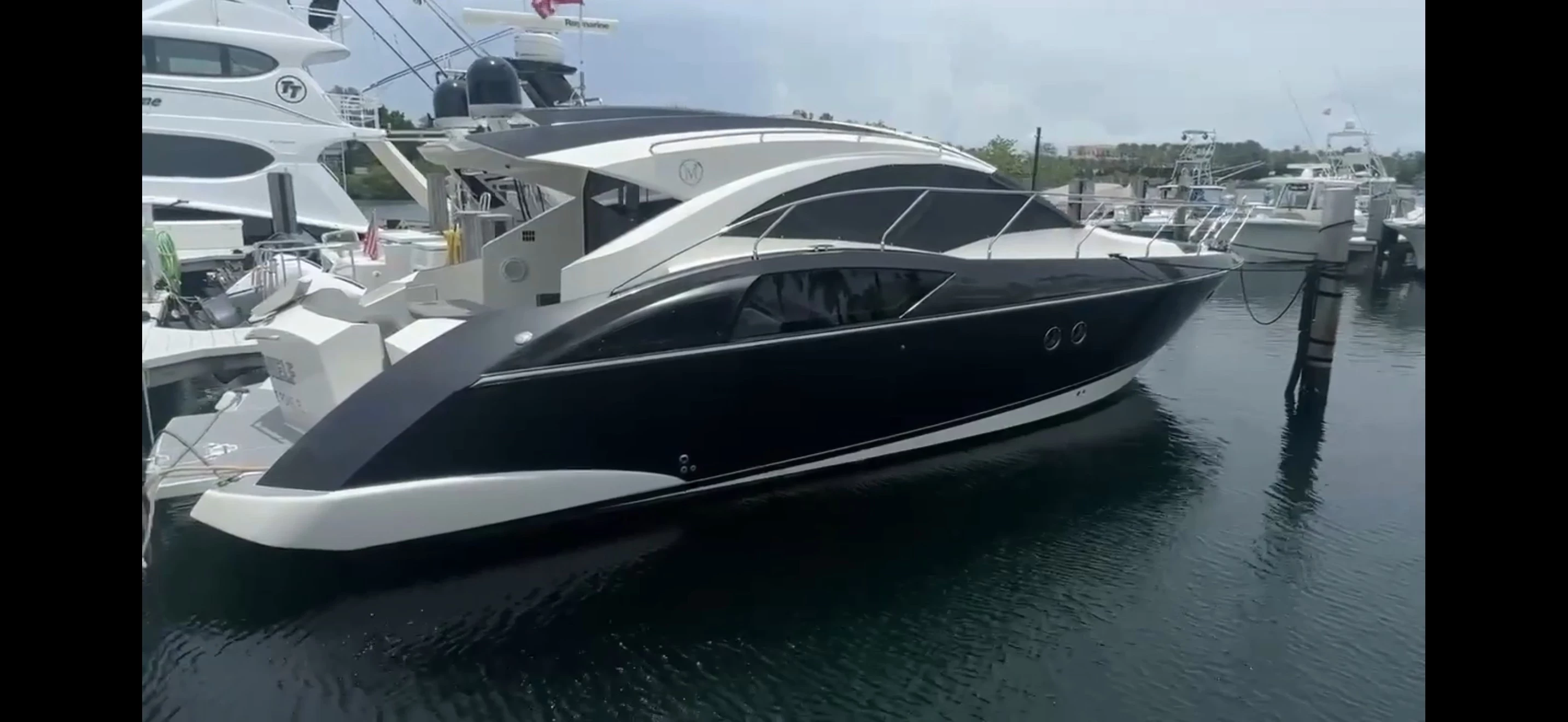   boat rentals Florida WEST PALM BEACH Florida  Marquis 40SC 2008 40 