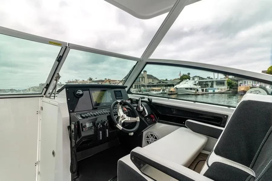   boat rentals Florida Loxahatchee Florida  Blackfin 272 DC 2020 27 