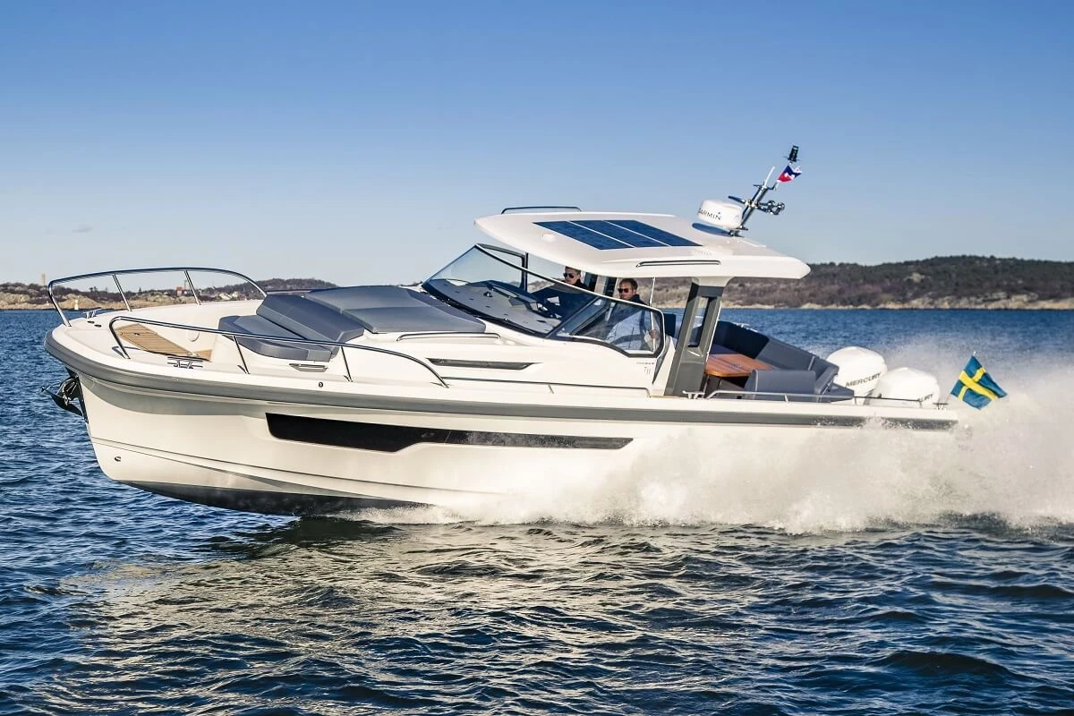   boat rentals Florida Lake Park Florida  Nimbus T11 2021 42 