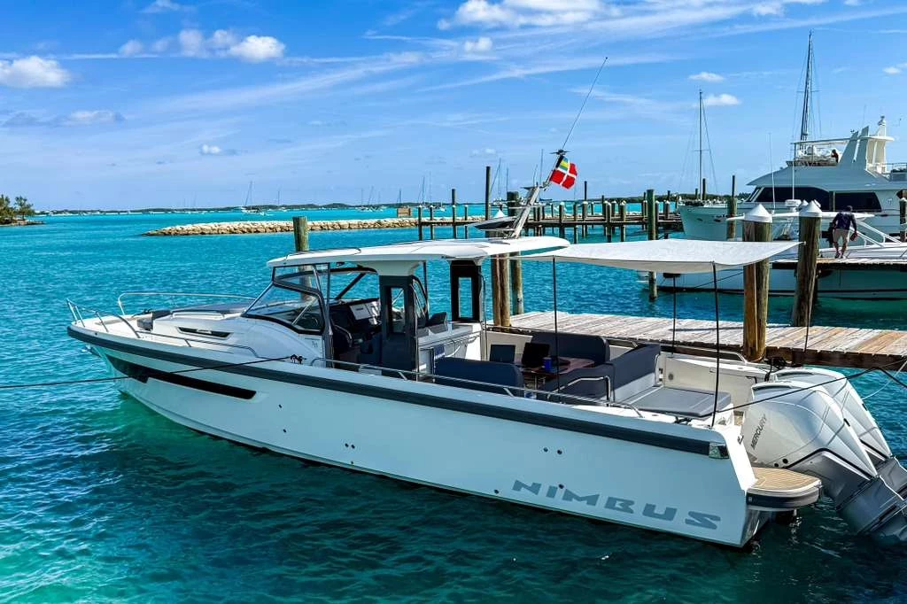   boat rentals Florida Lake Park Florida  Nimbus T11 2021 42 