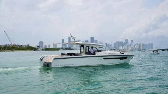   boat rentals Florida Lake Park Florida  Nimbus T11 2021 42 