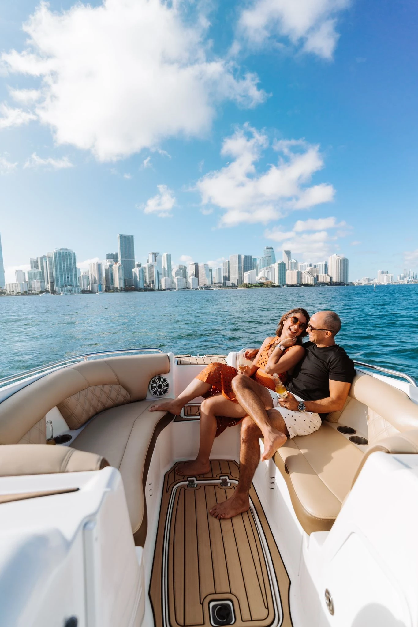  boat rentals Florida MIAMI Florida  Hurricane 2400SD 2012 24 