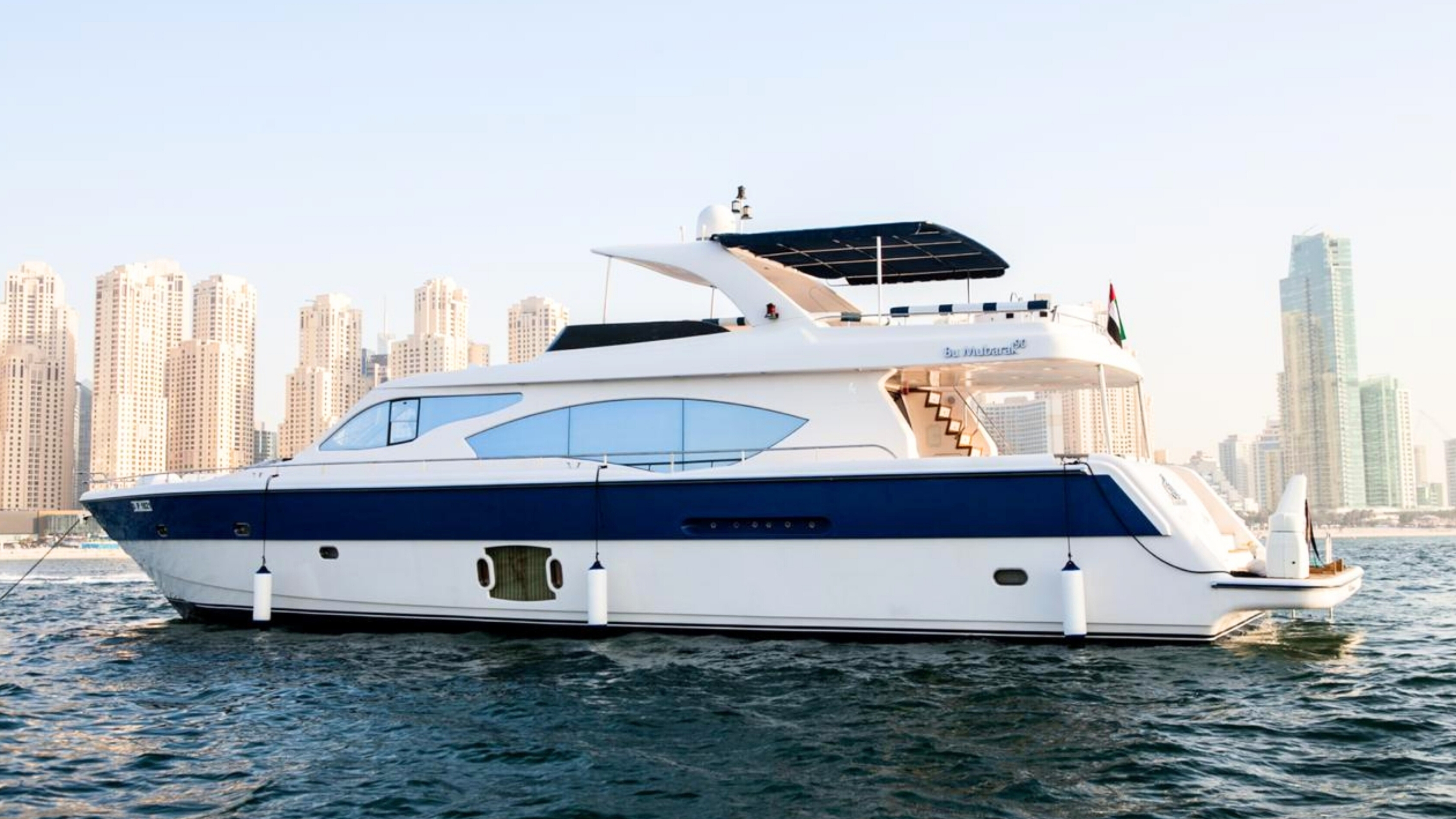  boat rentals Dubai – DXB Dubai Dubai – DXB  Dubai Marina DT 1526 2014 25.9 