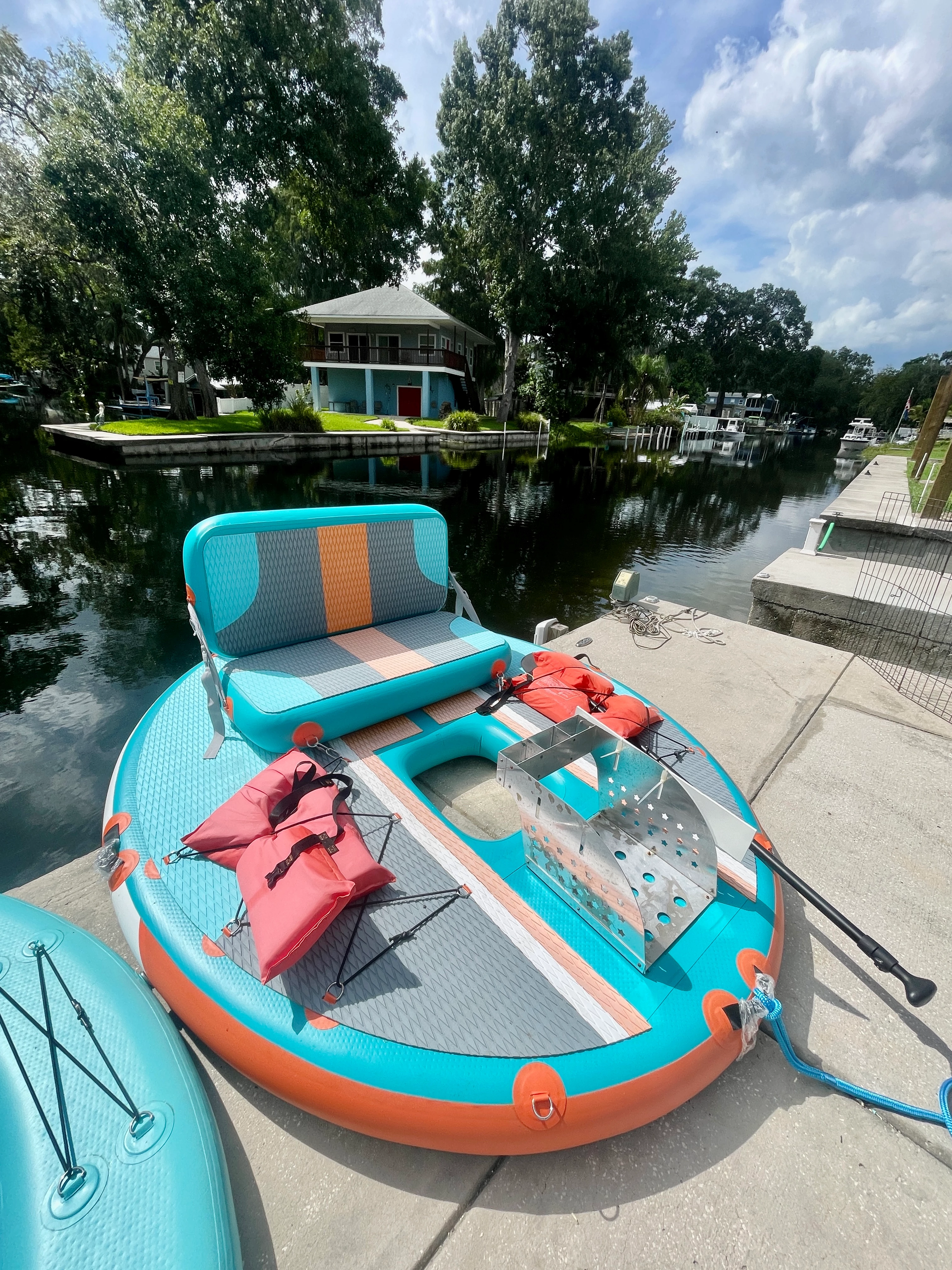 Round Boat boat rentals Florida Weeki Wachee Florida  shyni Round 2025 7.5 