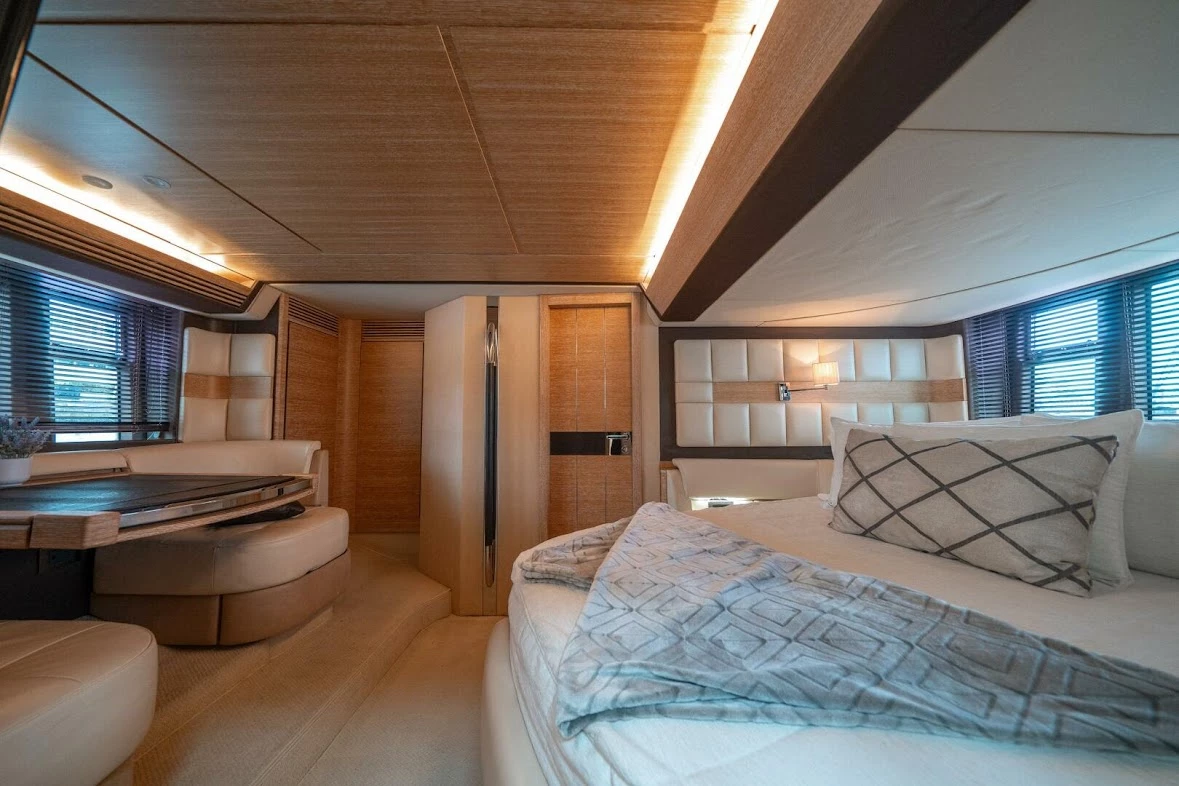  boat rentals Florida MIAMI Florida  Azimut Flybridge 2016 68 