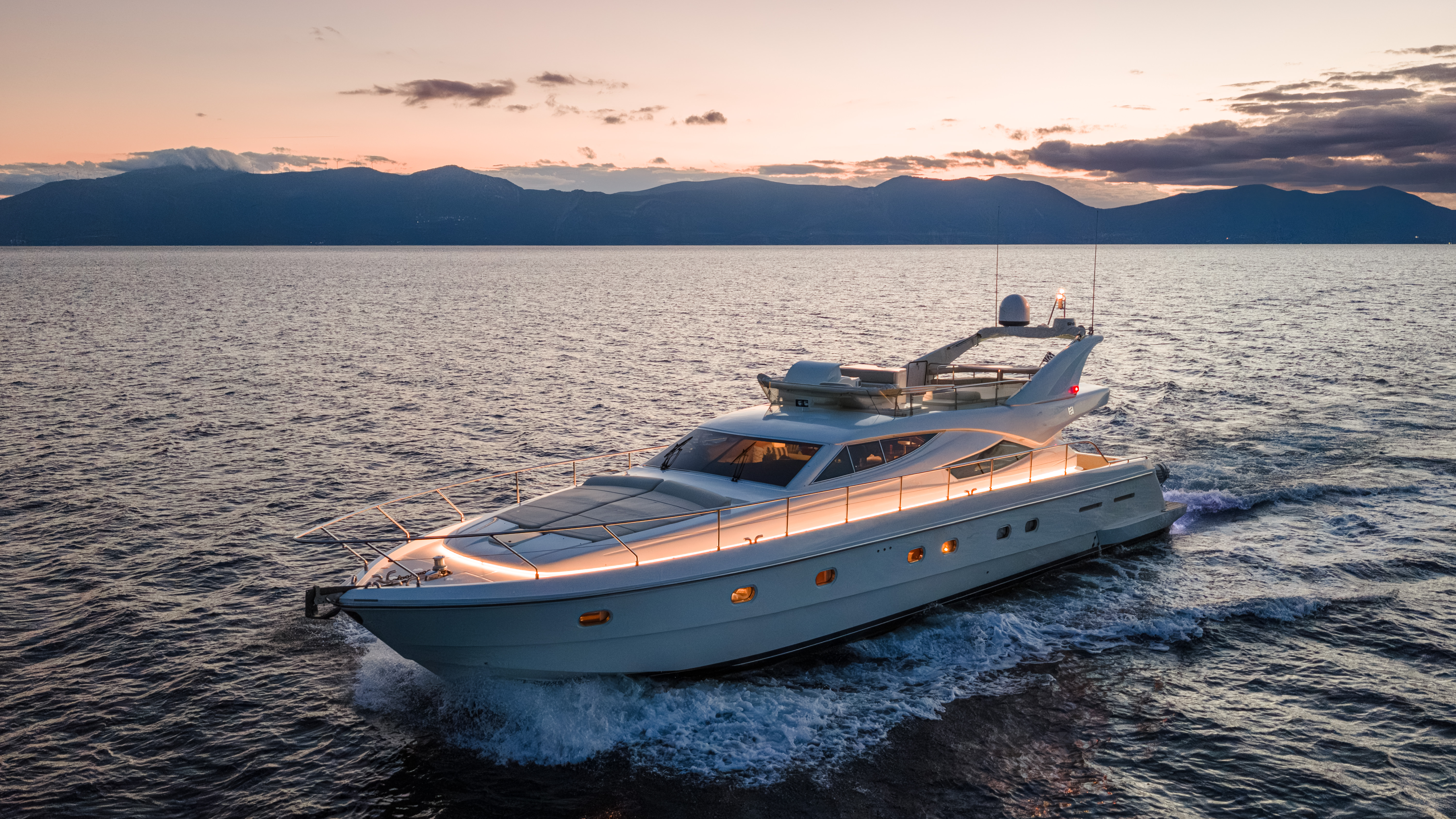 FERRETI 620 boat rentals Attica glyfada Attica   FERRETI 630 2001 28 