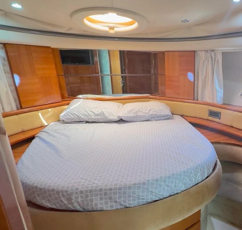  boat rentals Florida MIAMI BEACH Florida  Azimut Flybridge 53ft Azimut Flybridge, 2005 53 