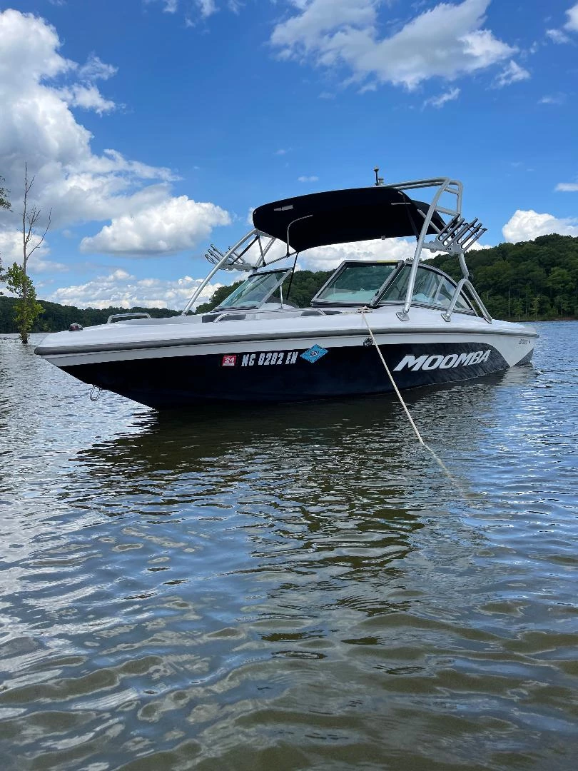  boat rentals North Carolina WAKE FOREST North Carolina  Moomba Outback 2008 21 