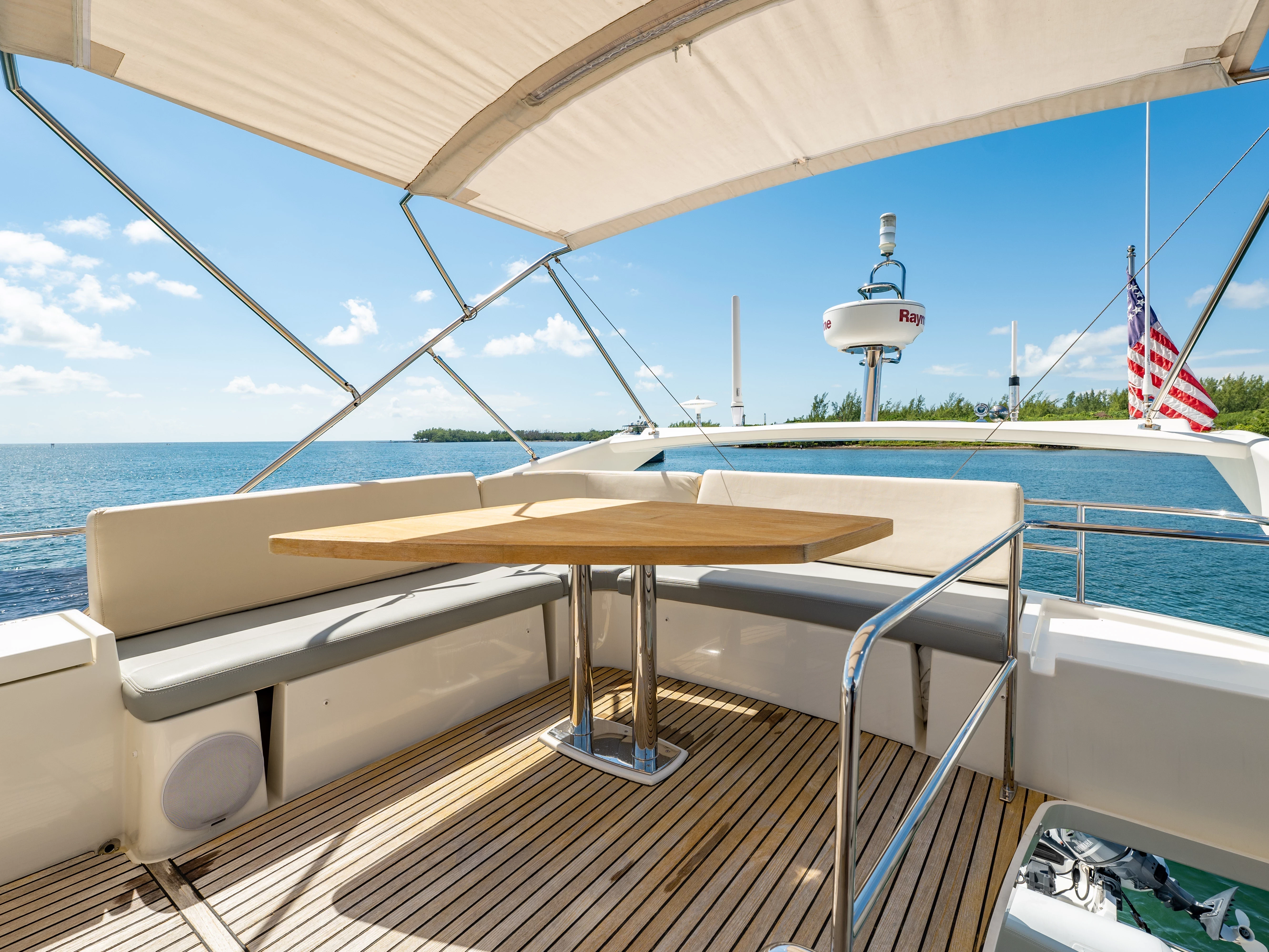   boat rentals Florida MIAMI Florida  Prestige 500 Flybridge 2017 52 