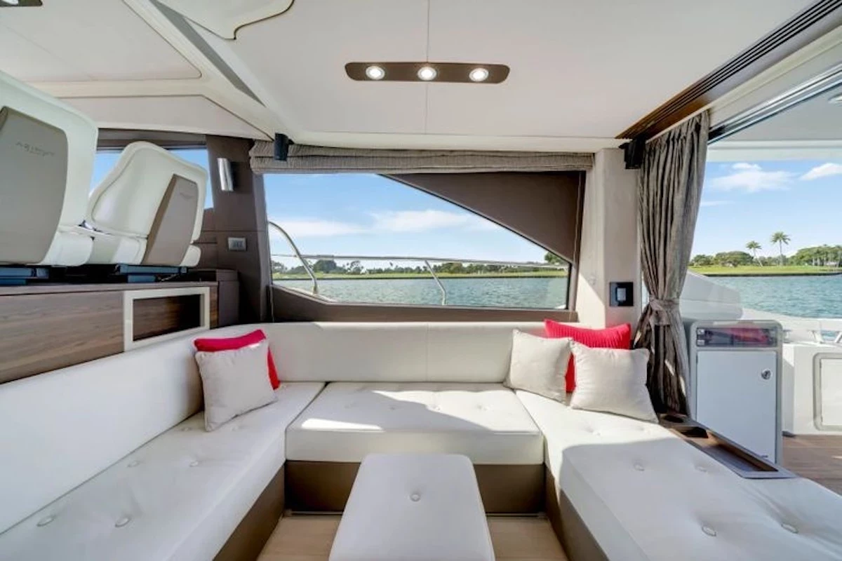   boat rentals Florida MIAMI Florida  Azimut 50 fly 2017 50 
