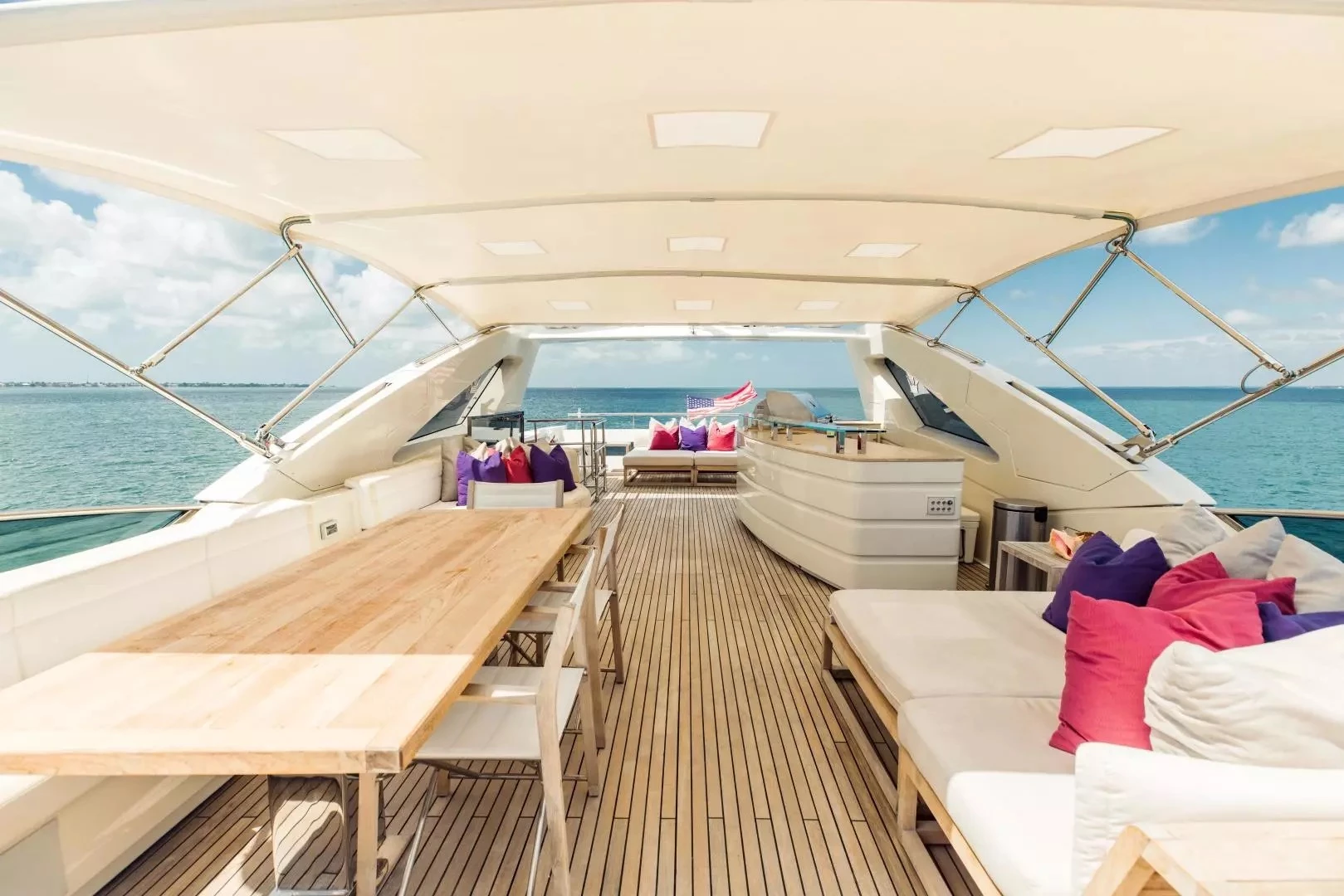  boat rentals Florida MIAMI Florida  Dominator 28M 2009 95 