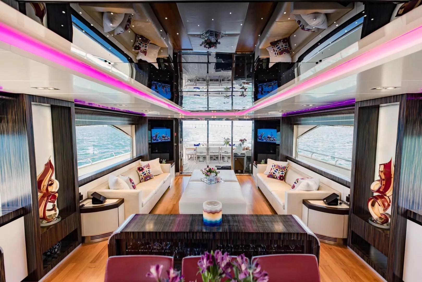  boat rentals Florida MIAMI Florida  Dominator 28M 2009 95 